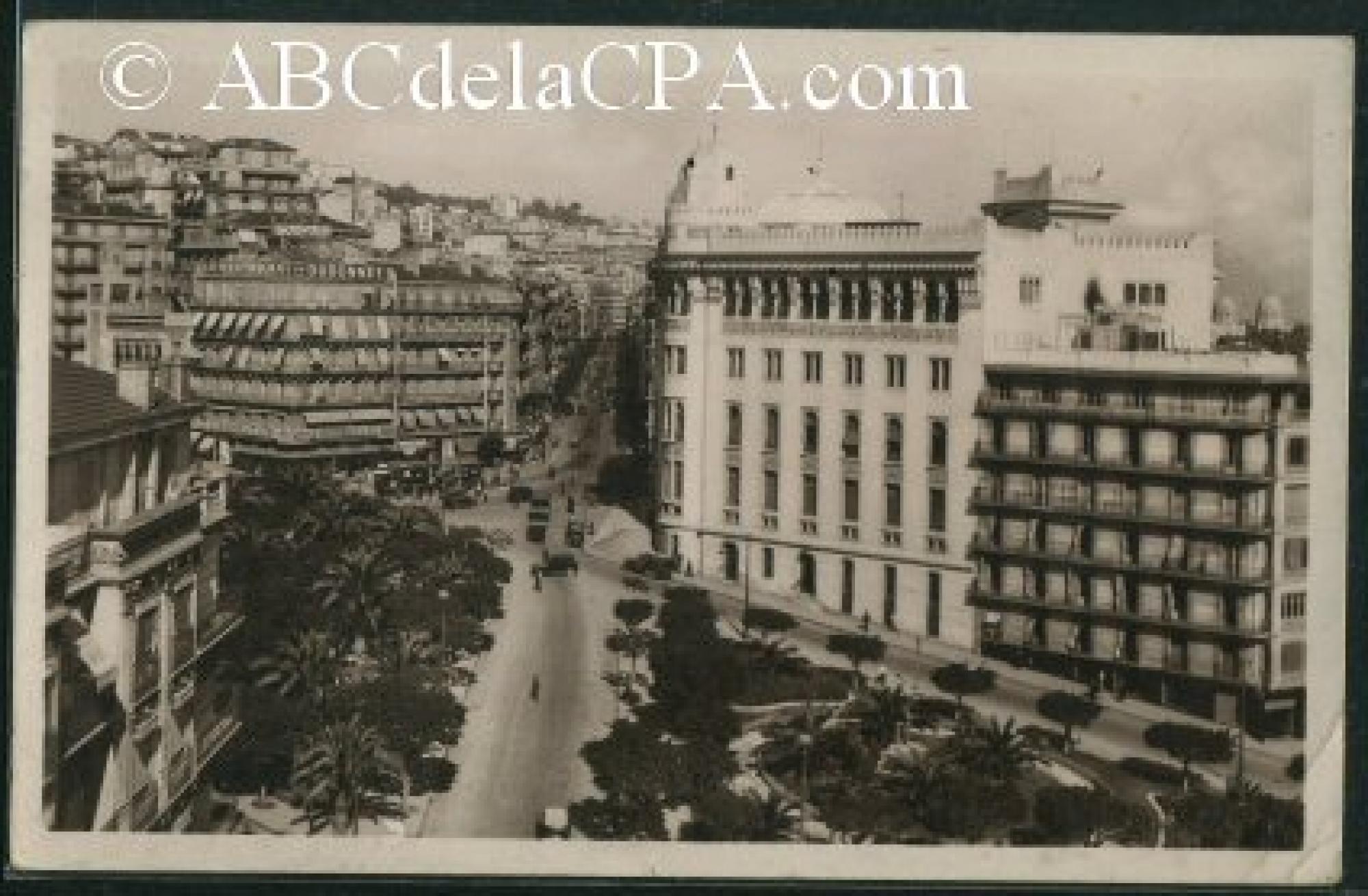Alger - Rues  - Square Laferrière et Rue d'Isly