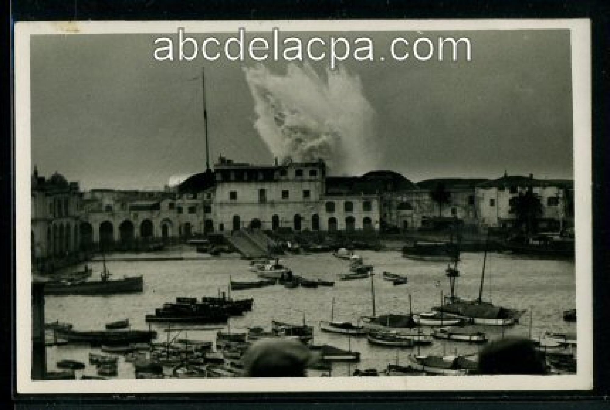 Alger - Le      Port  - Le port d'Alger dans la tempête