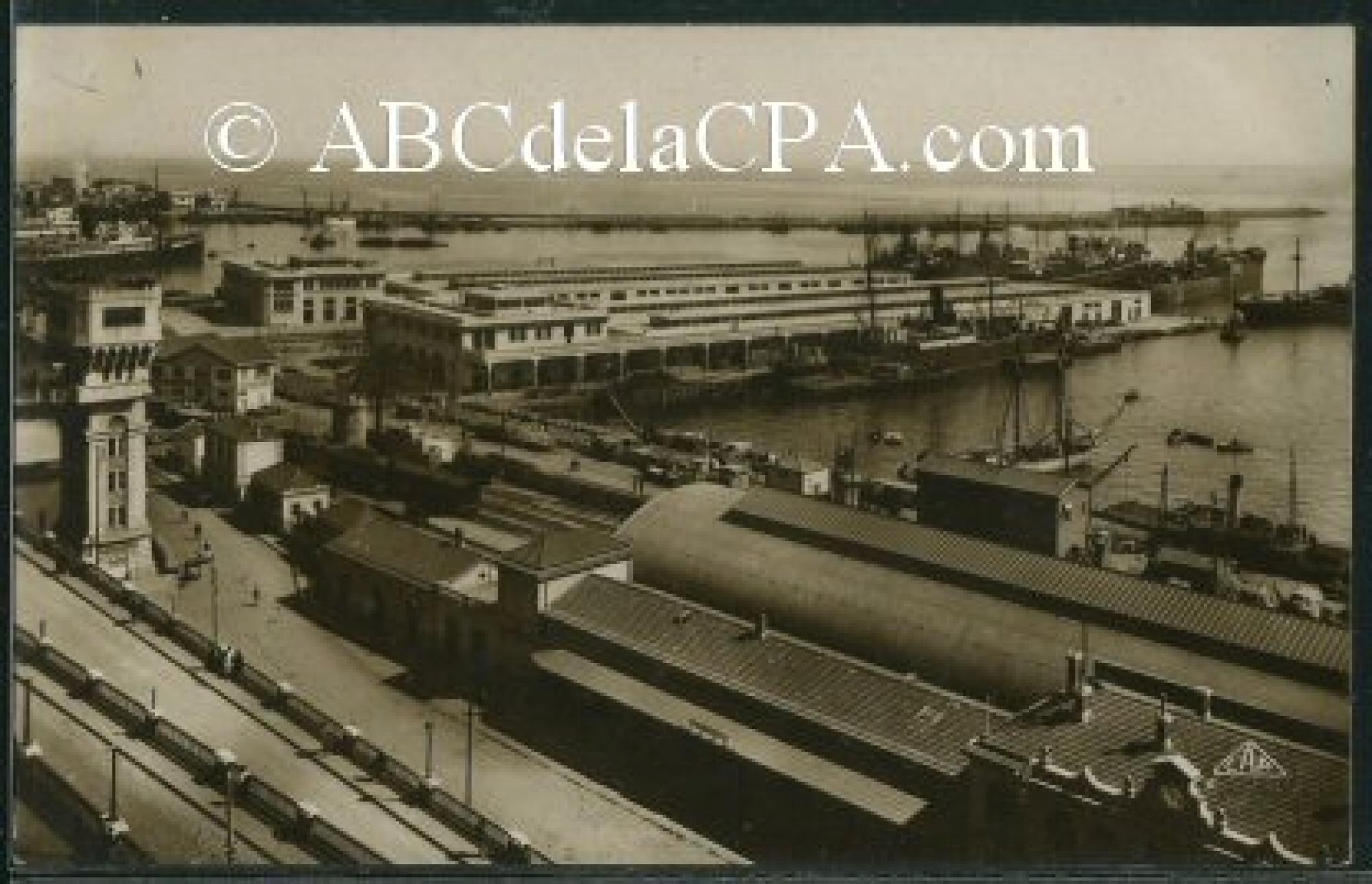 Alger - Le      Port  - La Gare Maritime