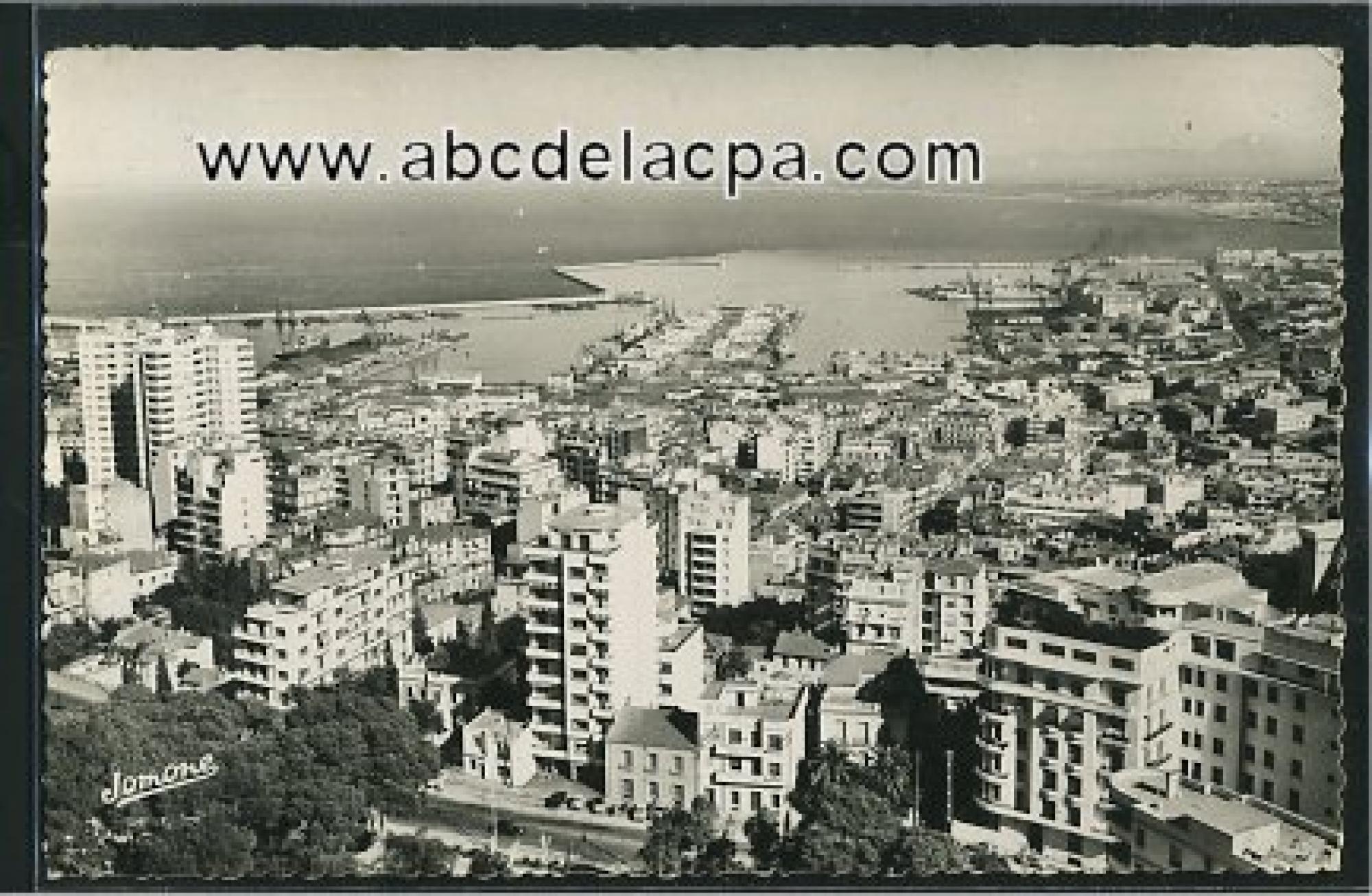 Alger - Vue      Générale  - Les hauts d'Alger et le port