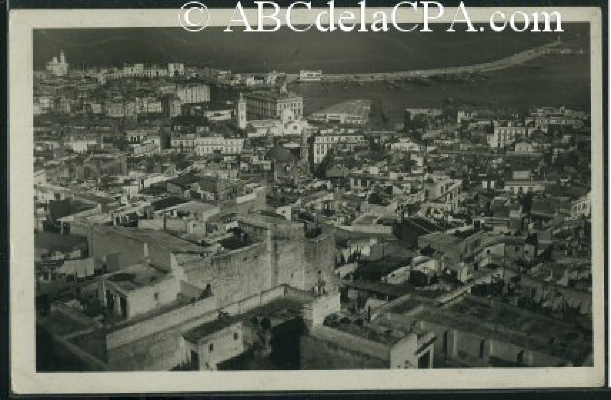Alger - Vue      Générale  - Les terrasses de la Casbah