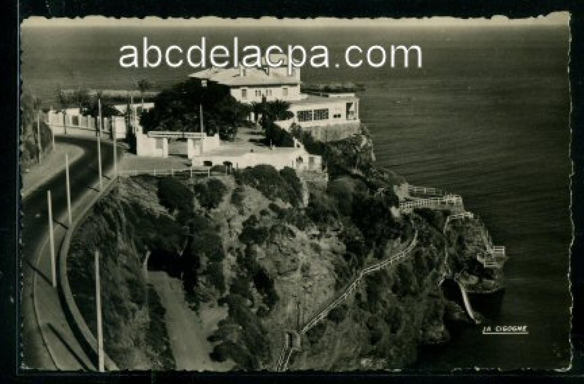 Alger - La Corniche,      les plages  - Vue sur la Corniche
