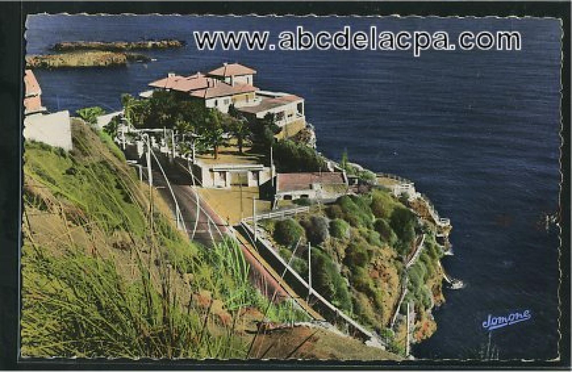 Alger - La Corniche,      les plages  - Le casino de la Corniche