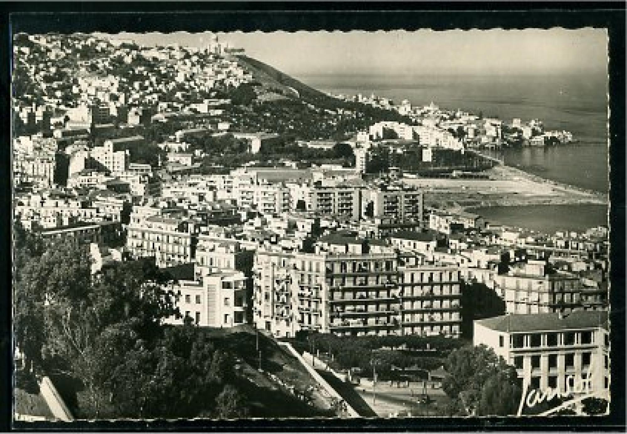 Alger - Bab el      Oued  - Vue générale de Bab el Oued