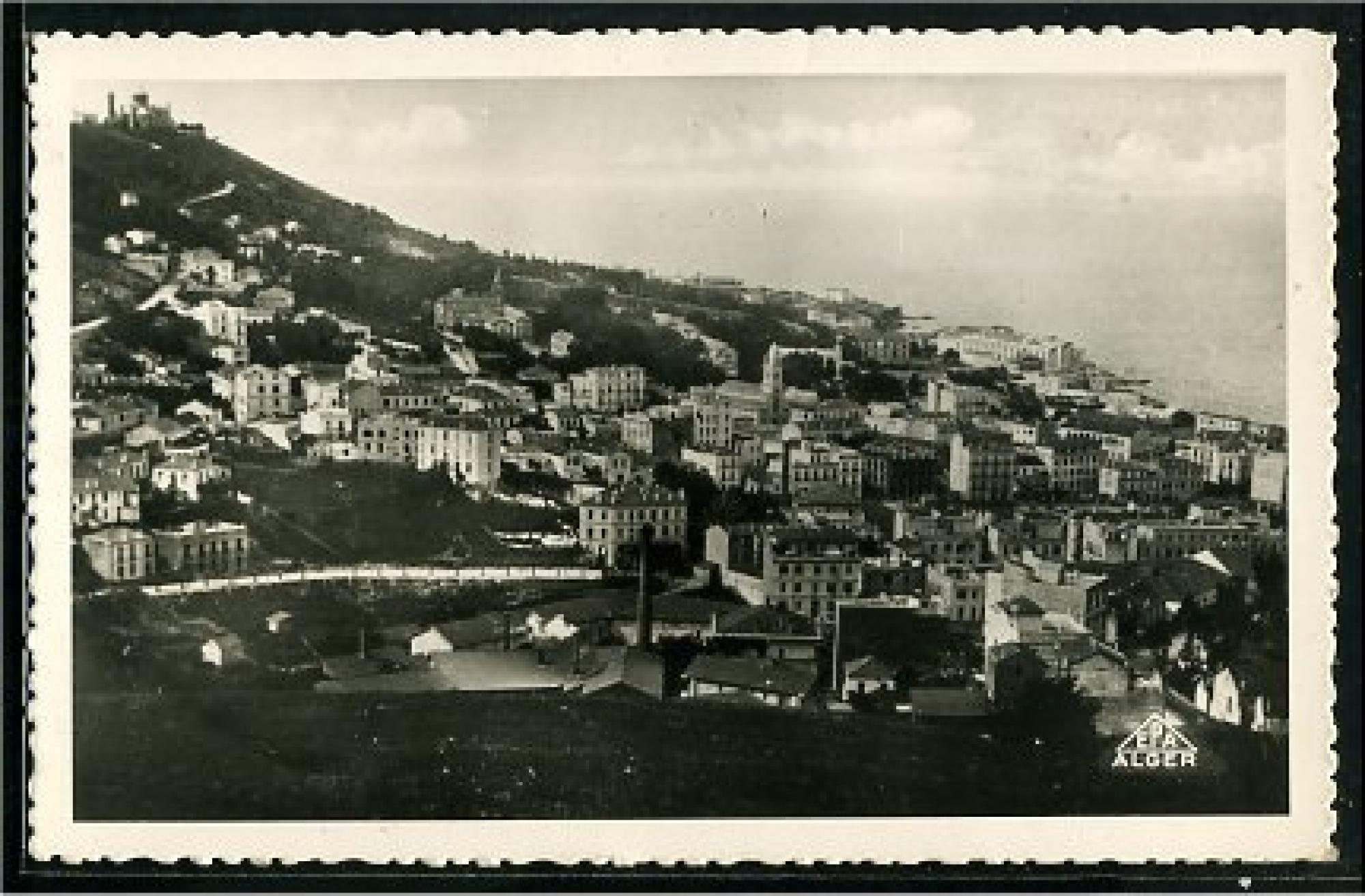 Alger - Bab el      Oued  - Vue sur Bab el Oued