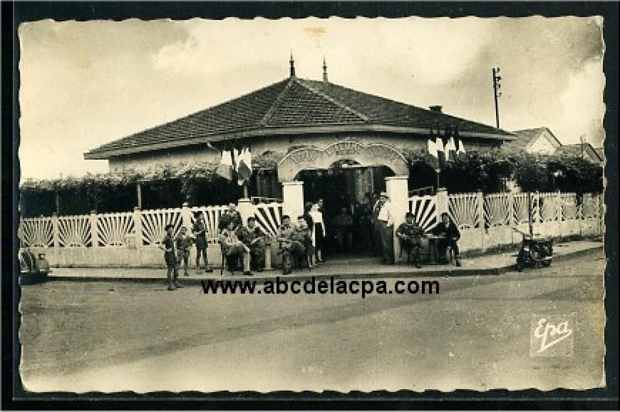 Alger - Maison      Carrée  - 