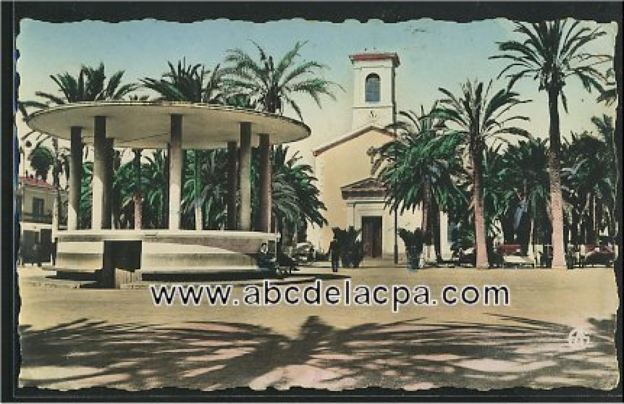 Arzew  - La place et l'Eglise