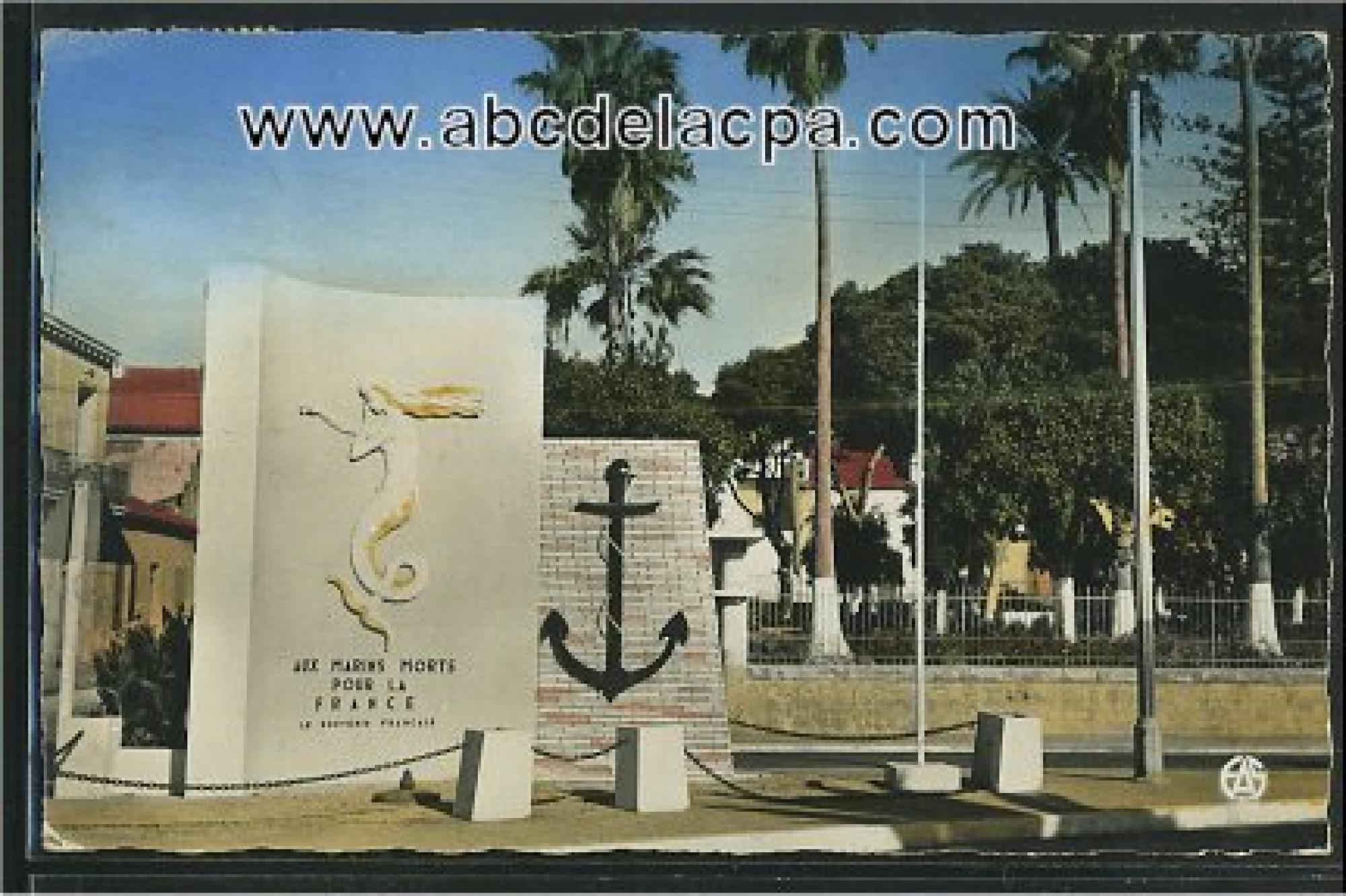 Arzew  - Le monument aux morts