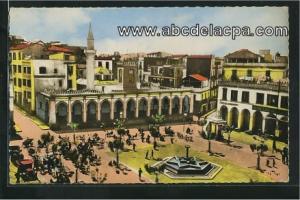 Bône - Rues  - place d'armes et mosquée