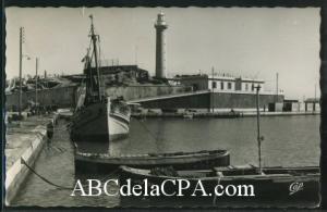 Cherchell  - le port de pêche
