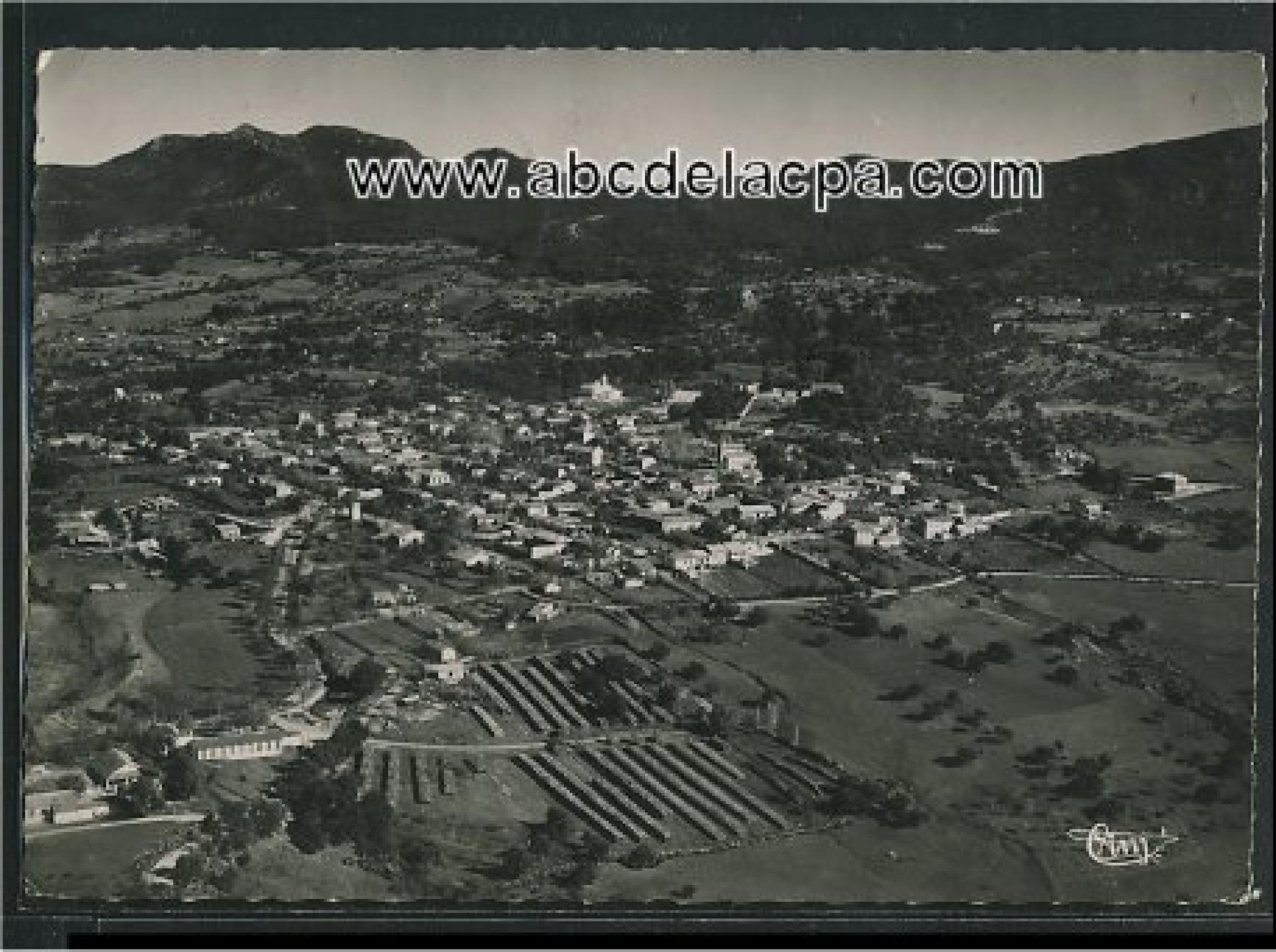 Azazga  - Vue aérienne panoramique de la ville