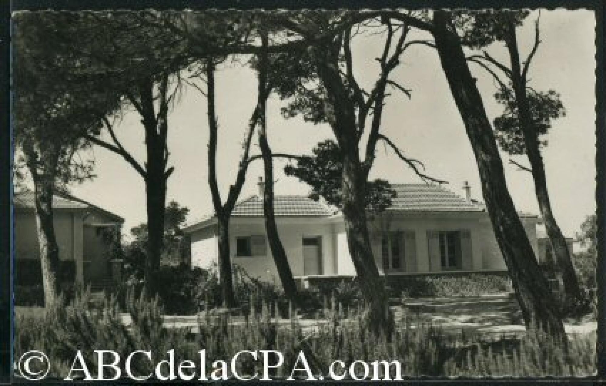 Ben Aknoun  - Centre familial de Vacances - Un pavillon familial