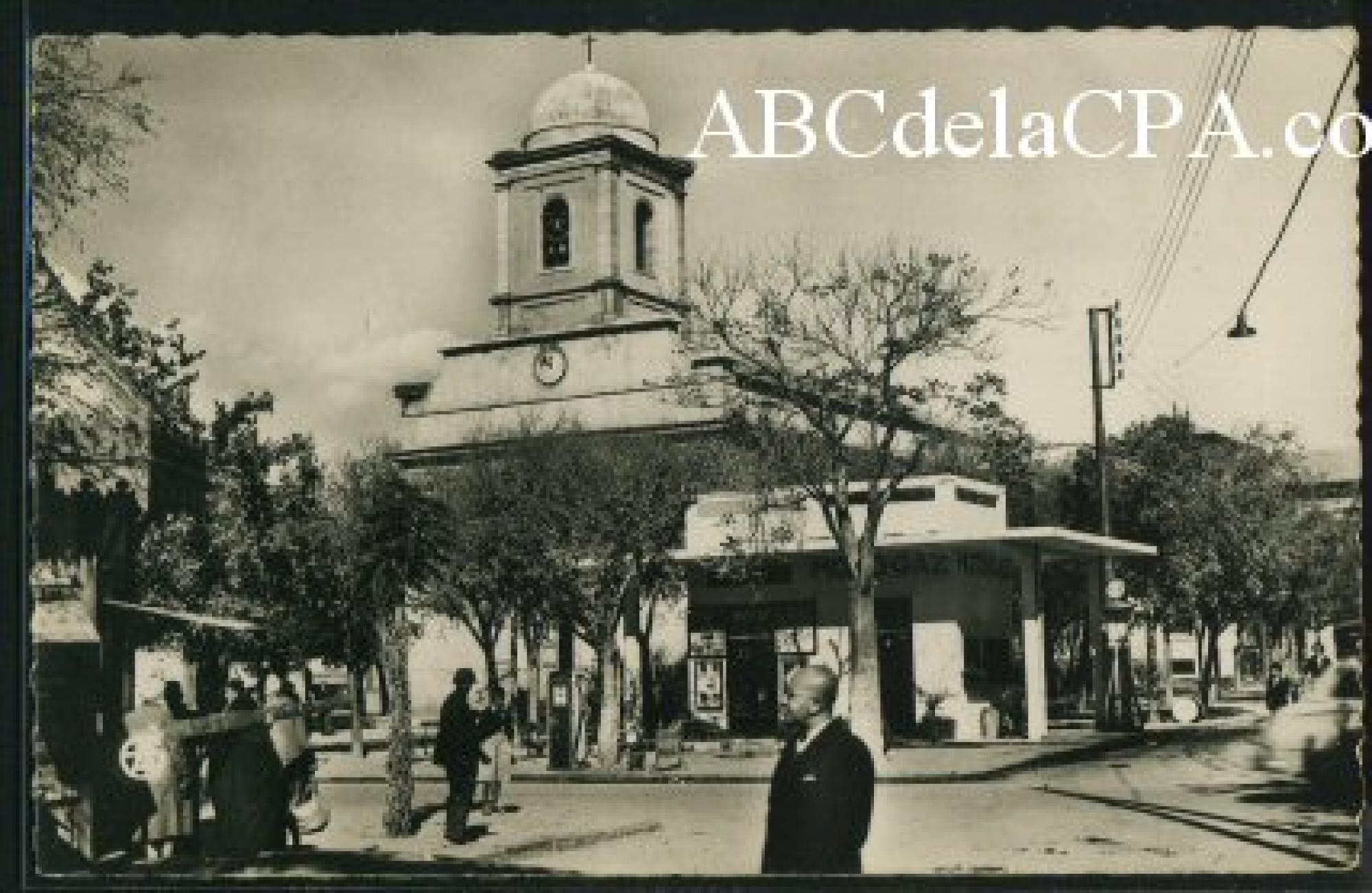 Batna  - la place de l'eglise