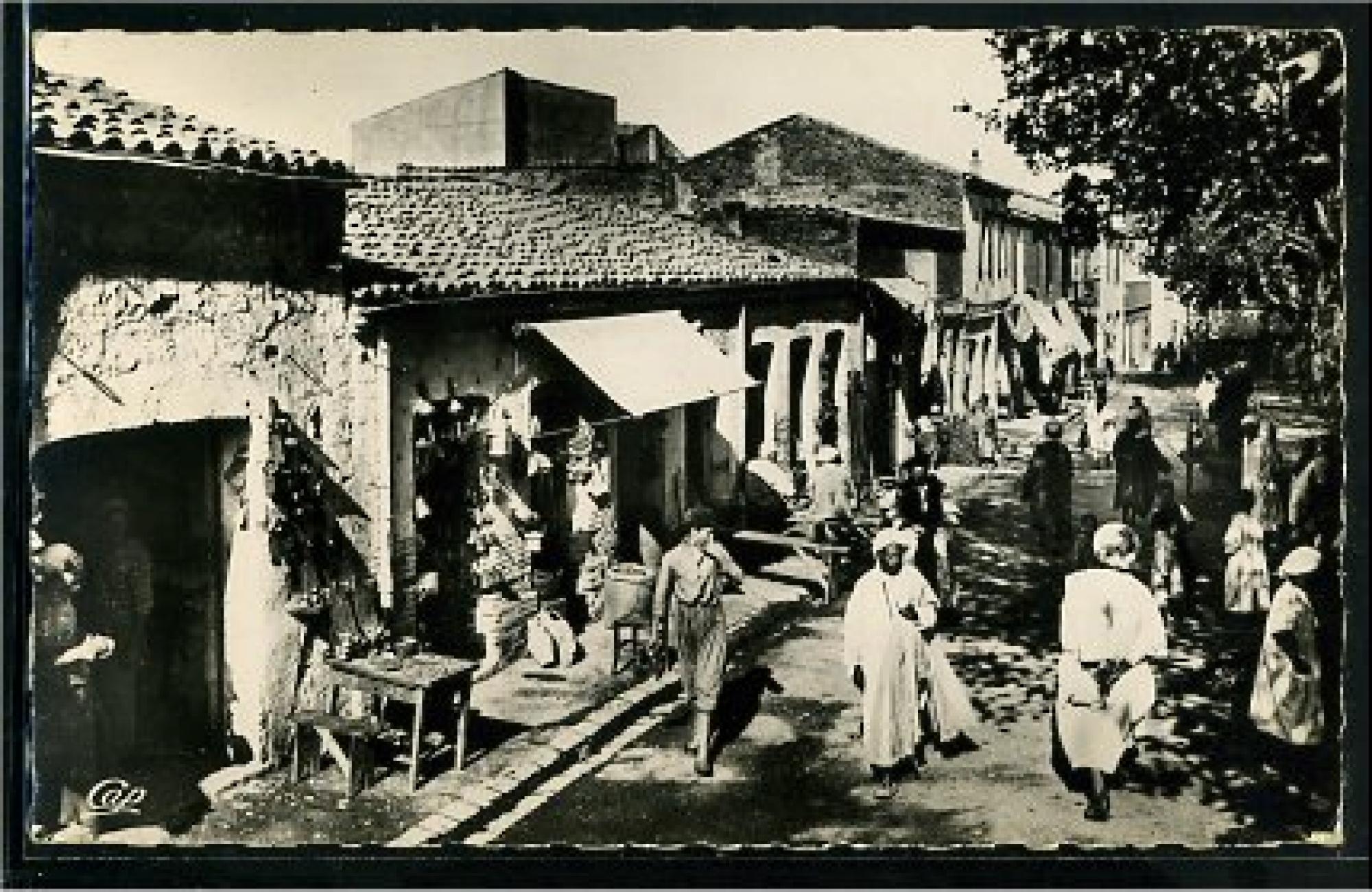 Blida - Rues  - rue et boutiques arabes