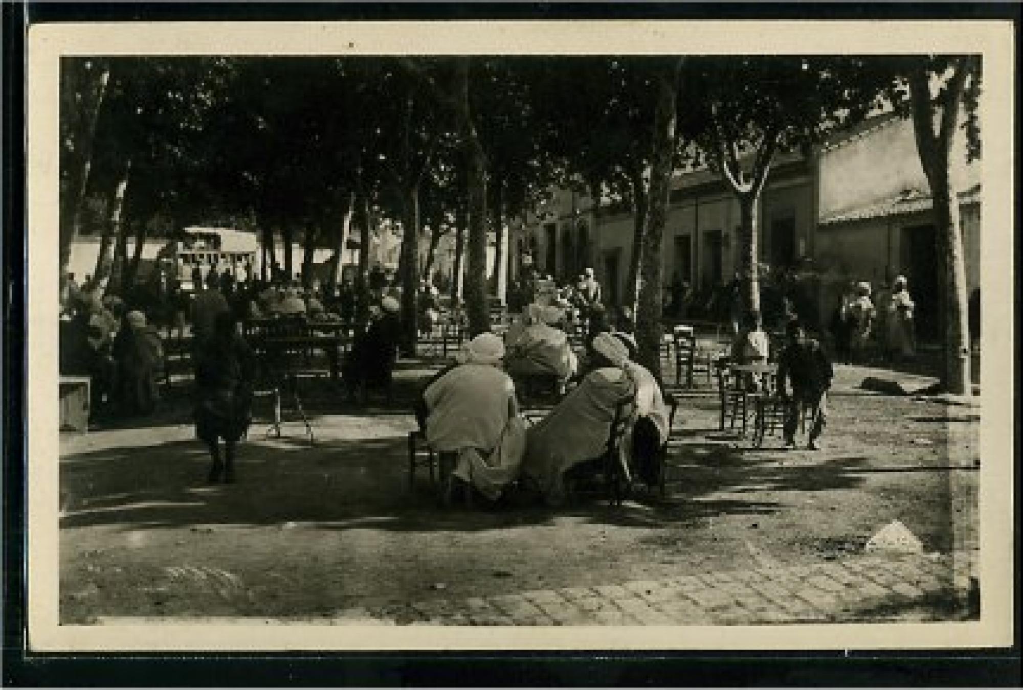 Blida - Rues  - place d'alger