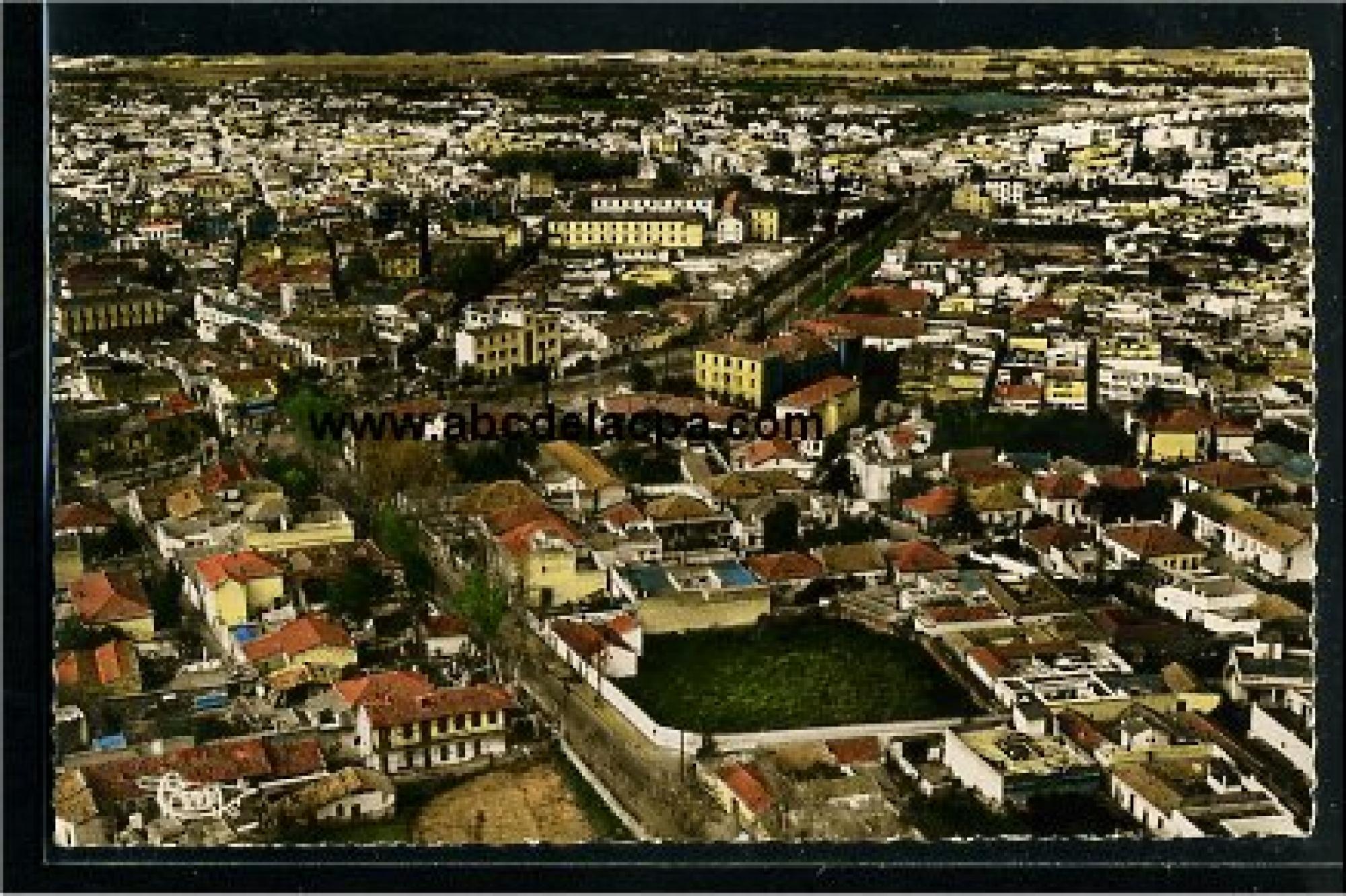 Blida - Rues  - avenue des moulins, quartier ouled sultan - vue aérienne