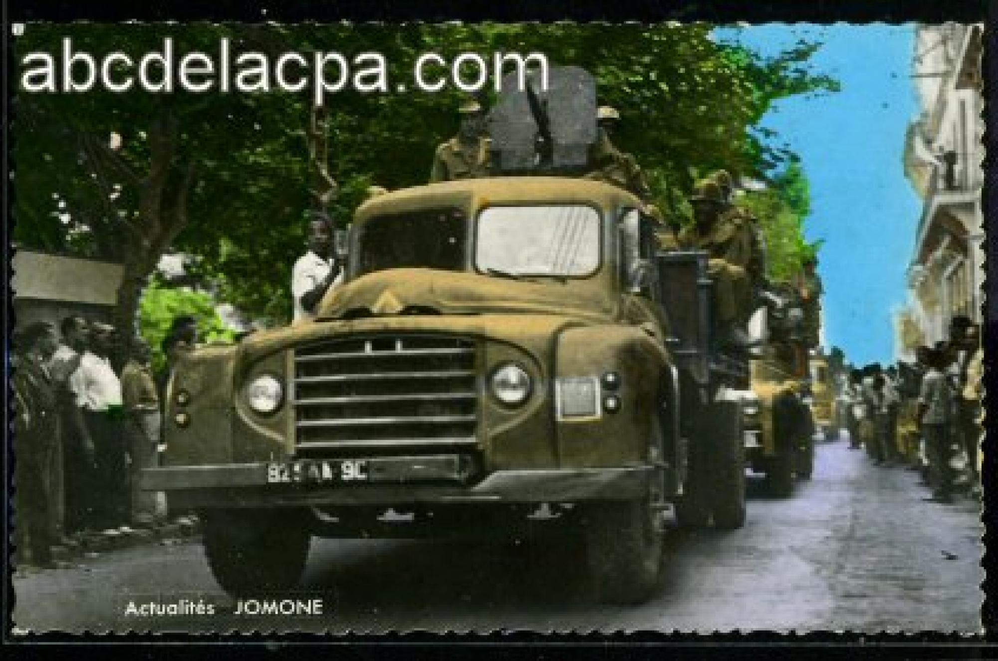 Blida -      Militaire  - l'algérie indépendante - l'armée nationale populaire faisant son entrée à blida