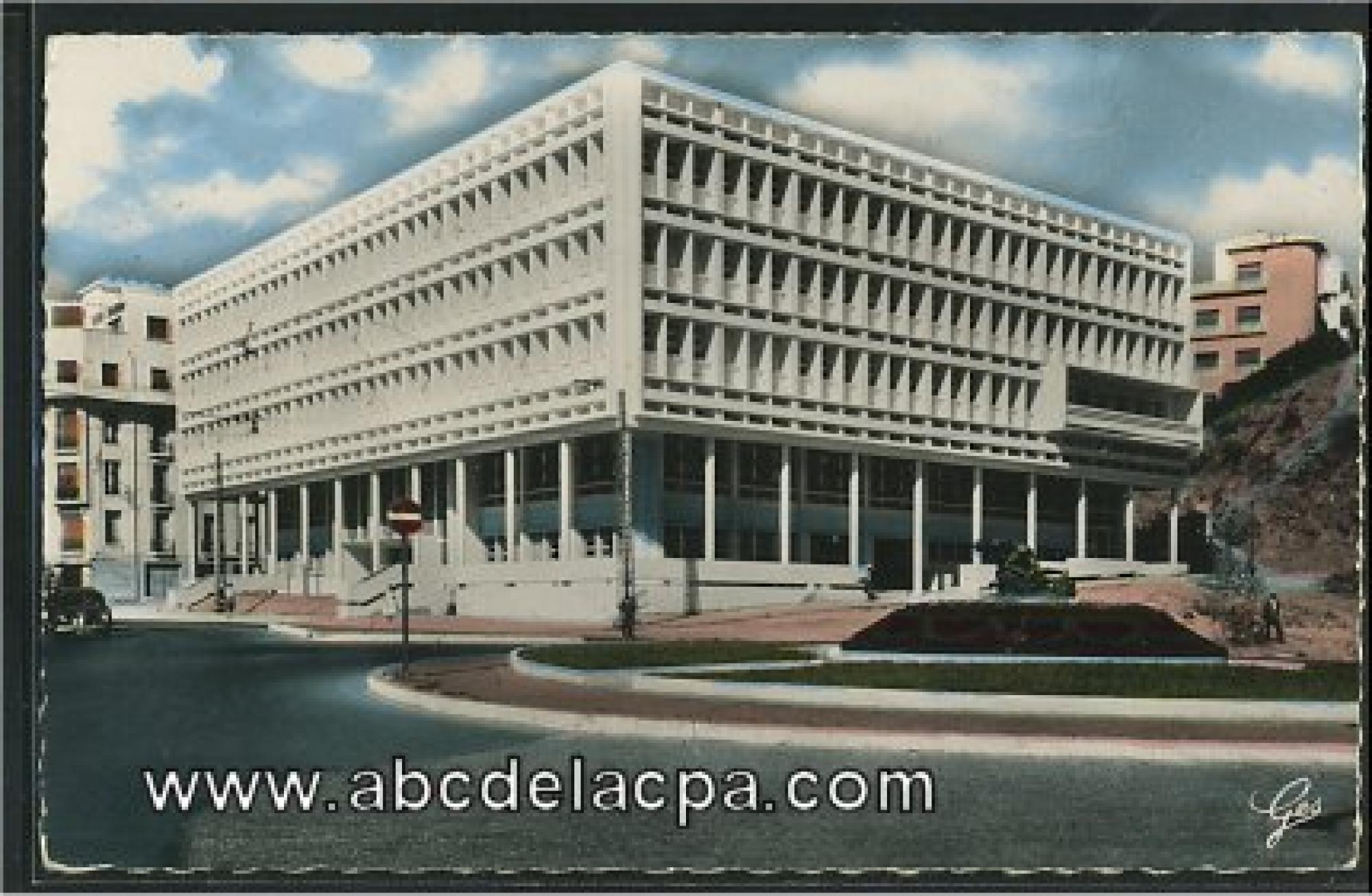 Bône -      Bâtiments  - l'hôtel des finances