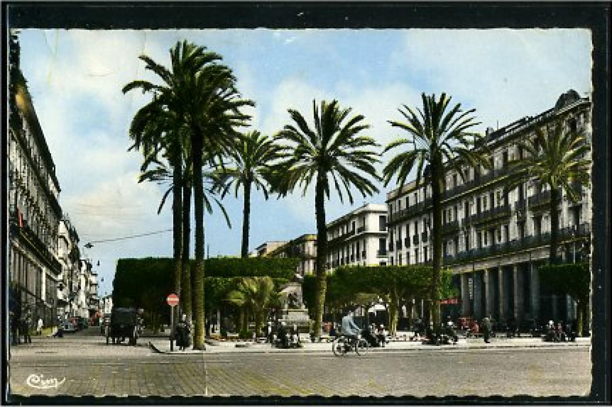 Bône - Rues  - entrée du cours bertagna