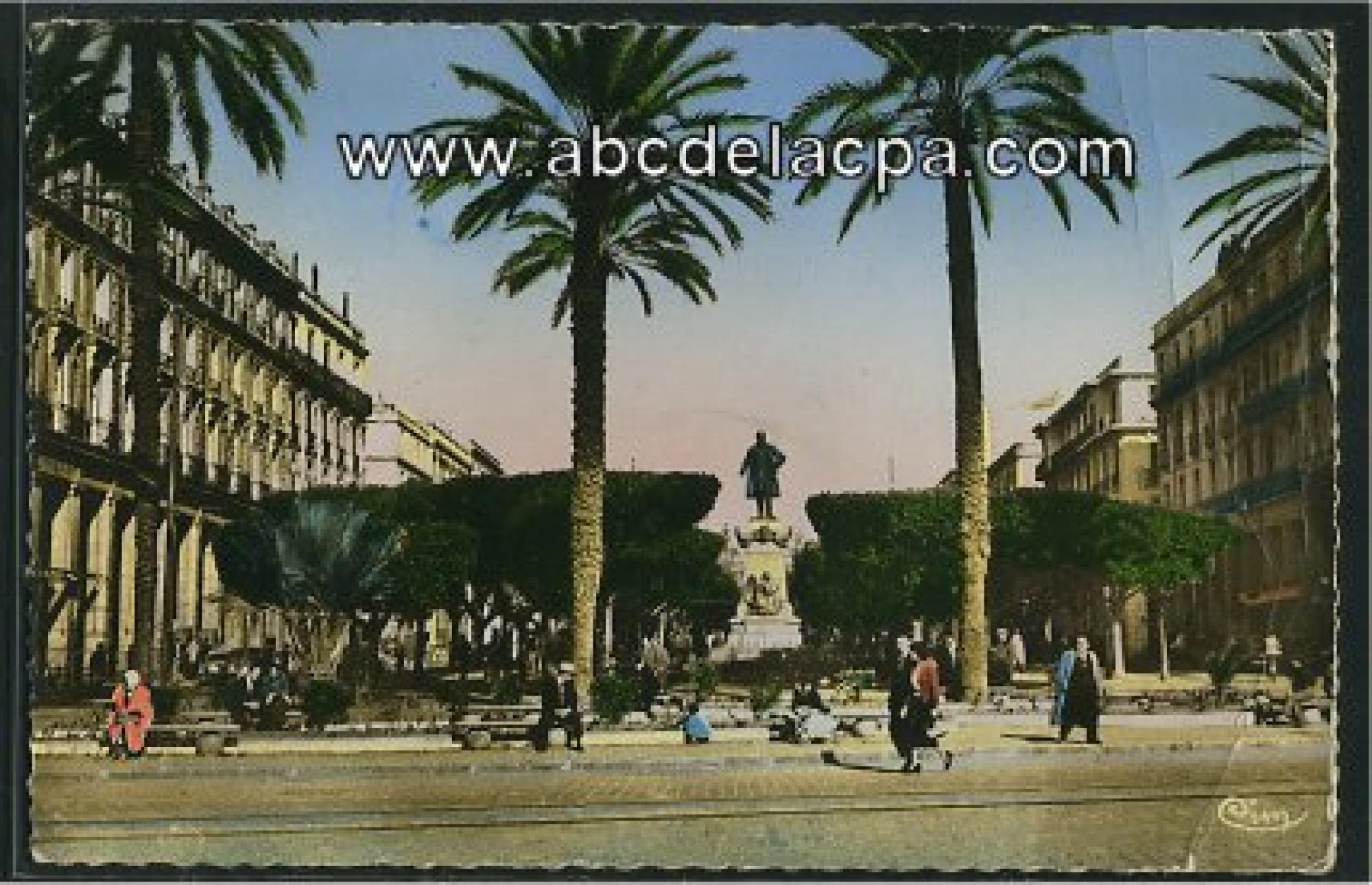 Bône - Rues  - entrée du cours bertagna