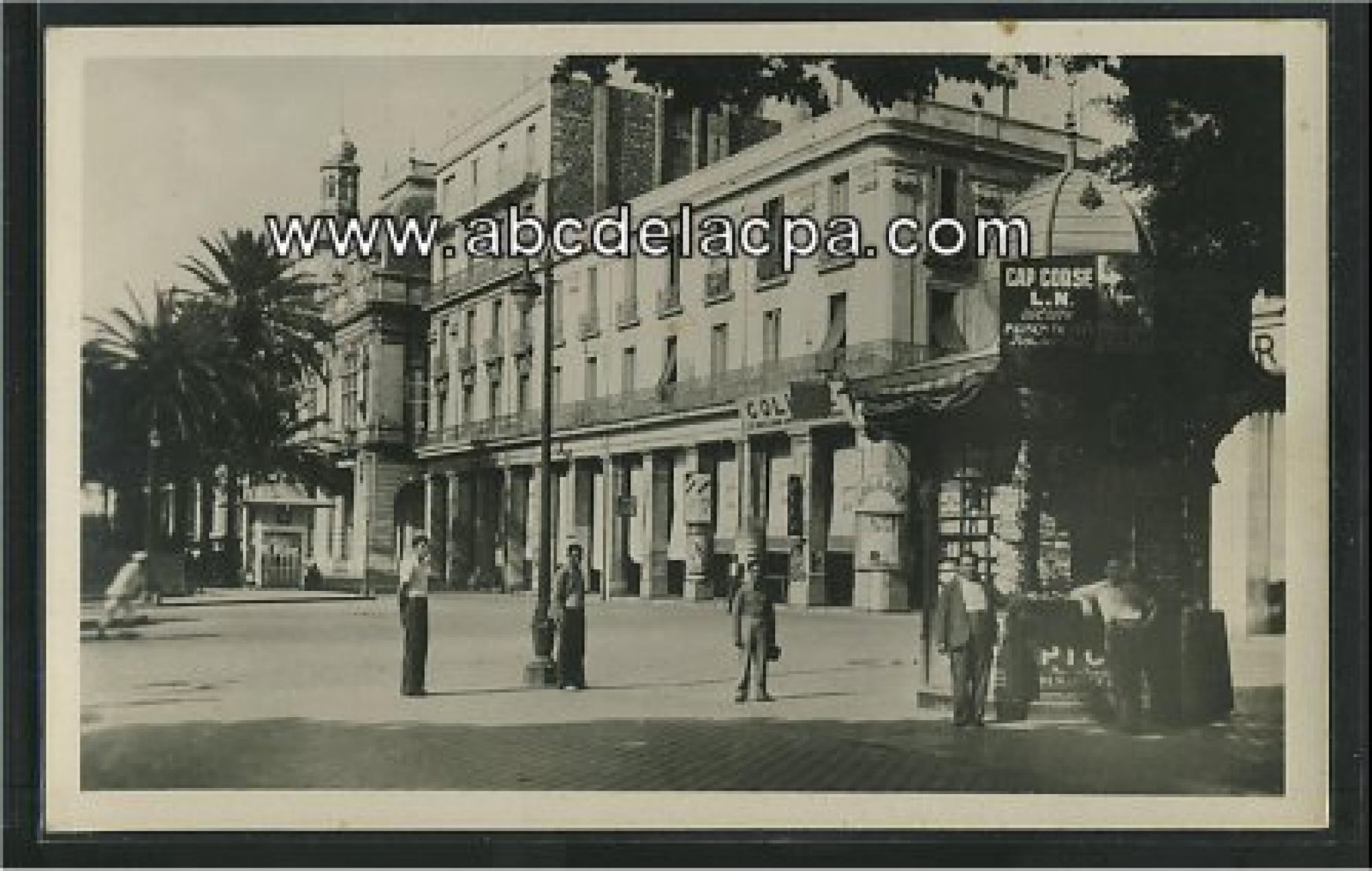 Bône - Rues  - hôtel de ville et cours bertagna