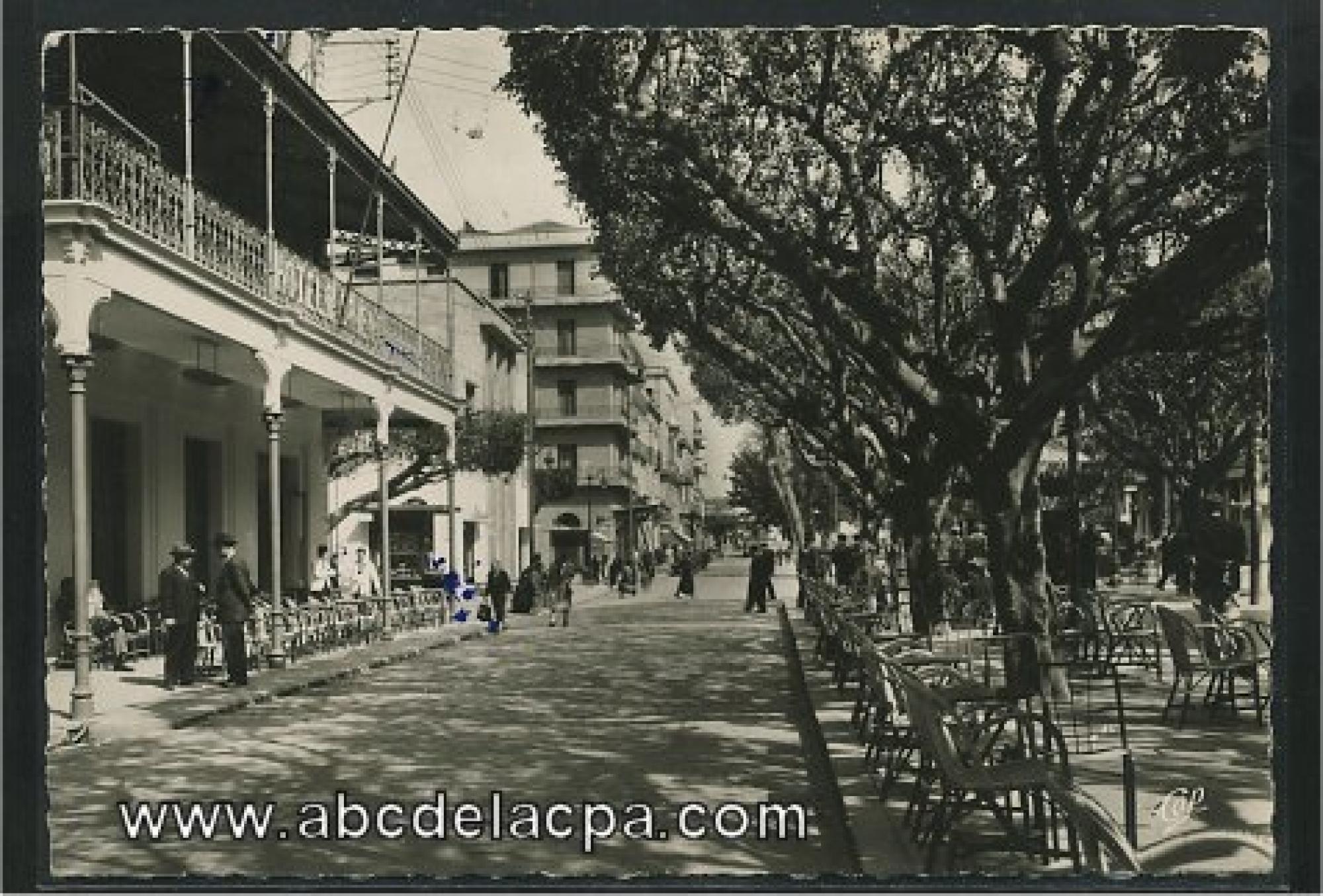 Bône - Rues  - l'hôtel d'orient - cours bertagna