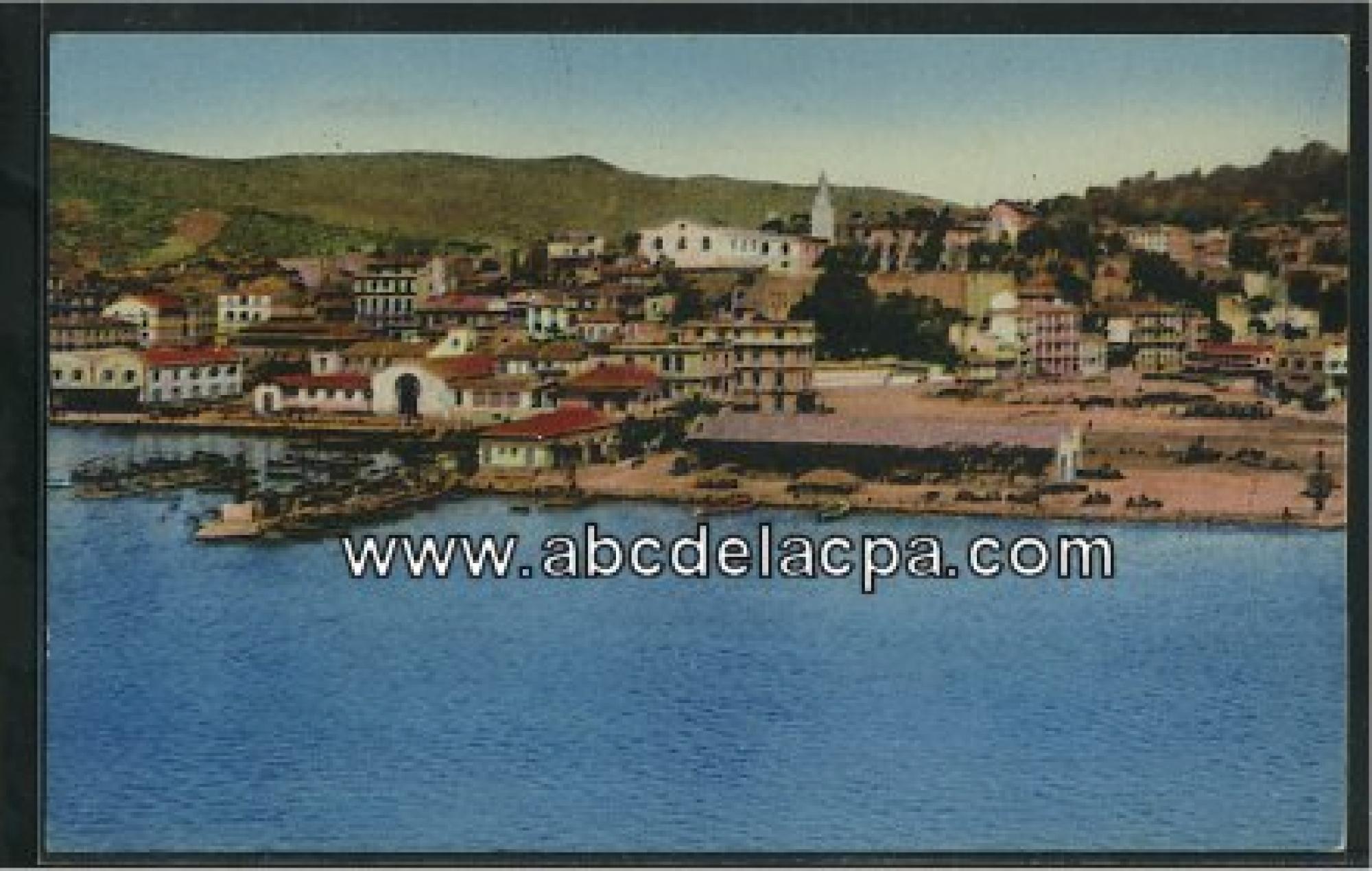 Bône - Le      Port  - bône - vue du pont, partie centrale