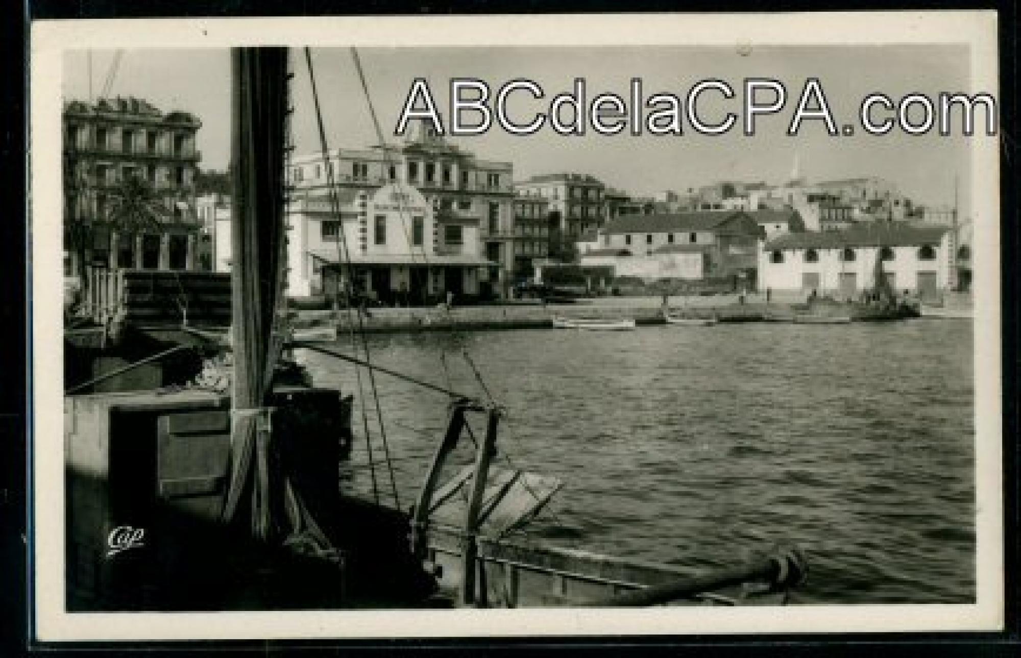 Bône - Le      Port  - bône - le port