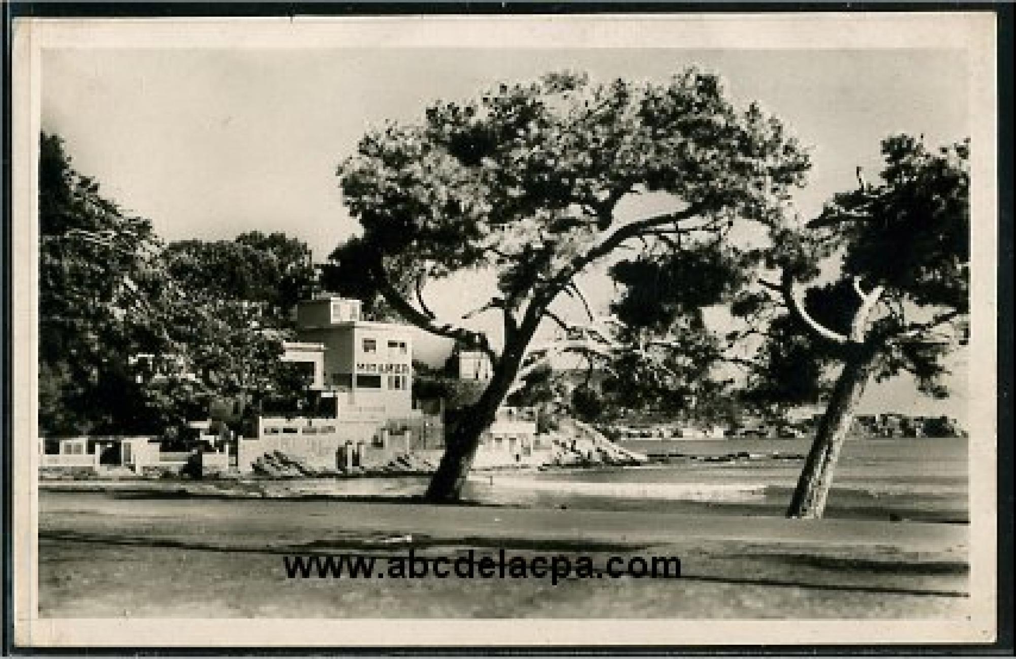 Bône - Les plages,      la corniche  - plage chapuis