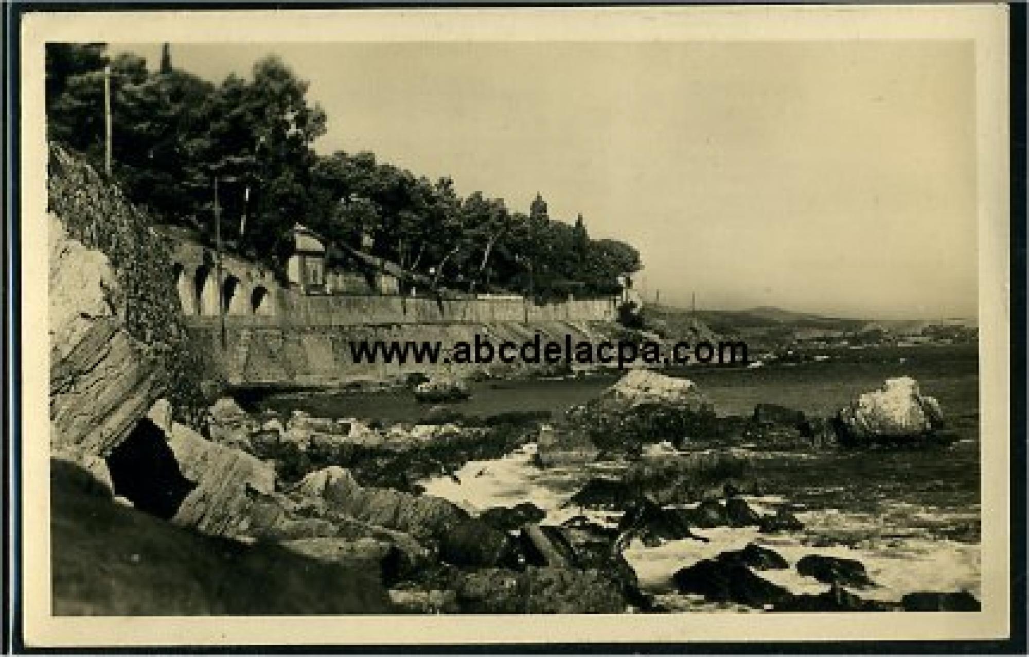 Bône - Les plages,      la corniche  - une vue de la corniche