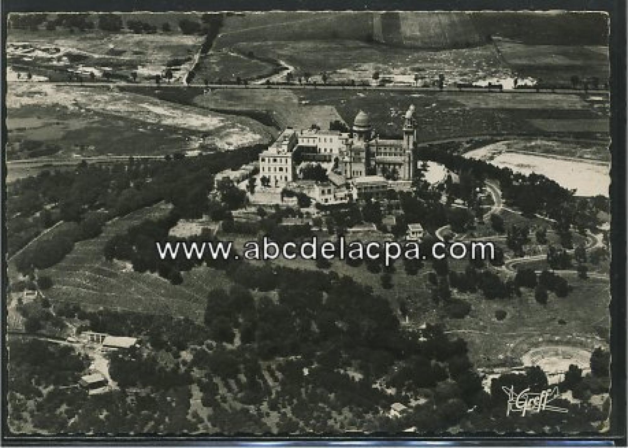 Bône -      Vues générales  - vue aérienne sur la basilique saint augustin