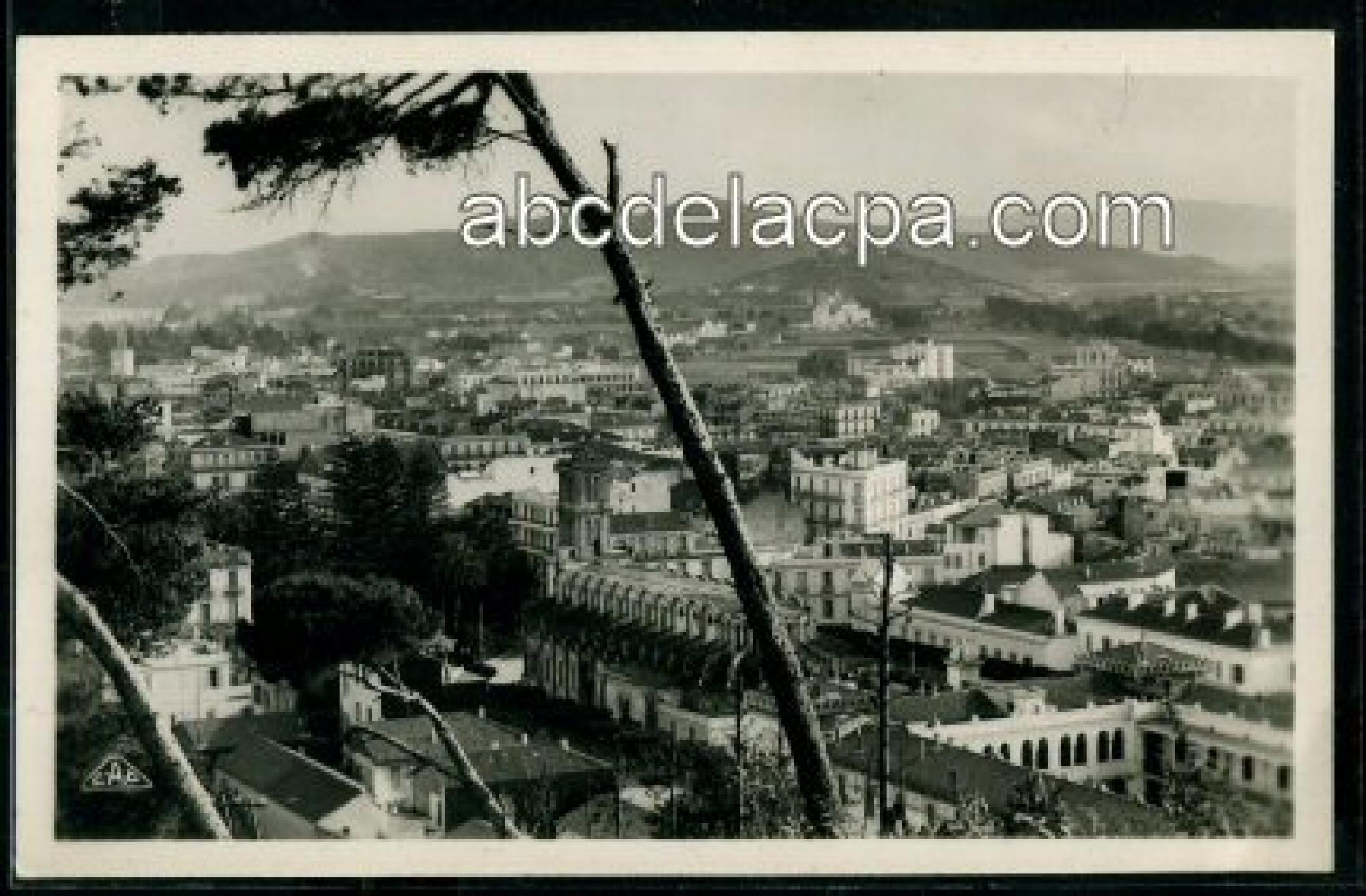 Bône -      Vues générales  - panorama vers la basilique