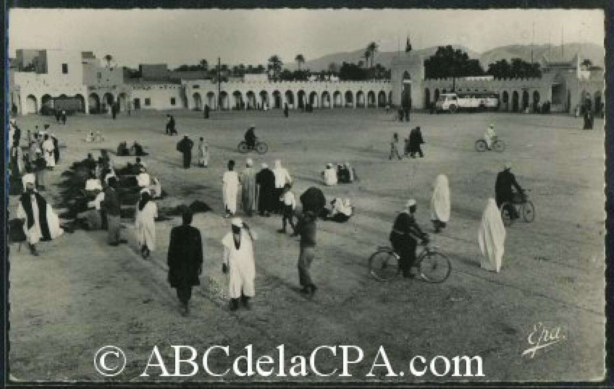Colomb   Béchar  - place luteaud et la transaharienne