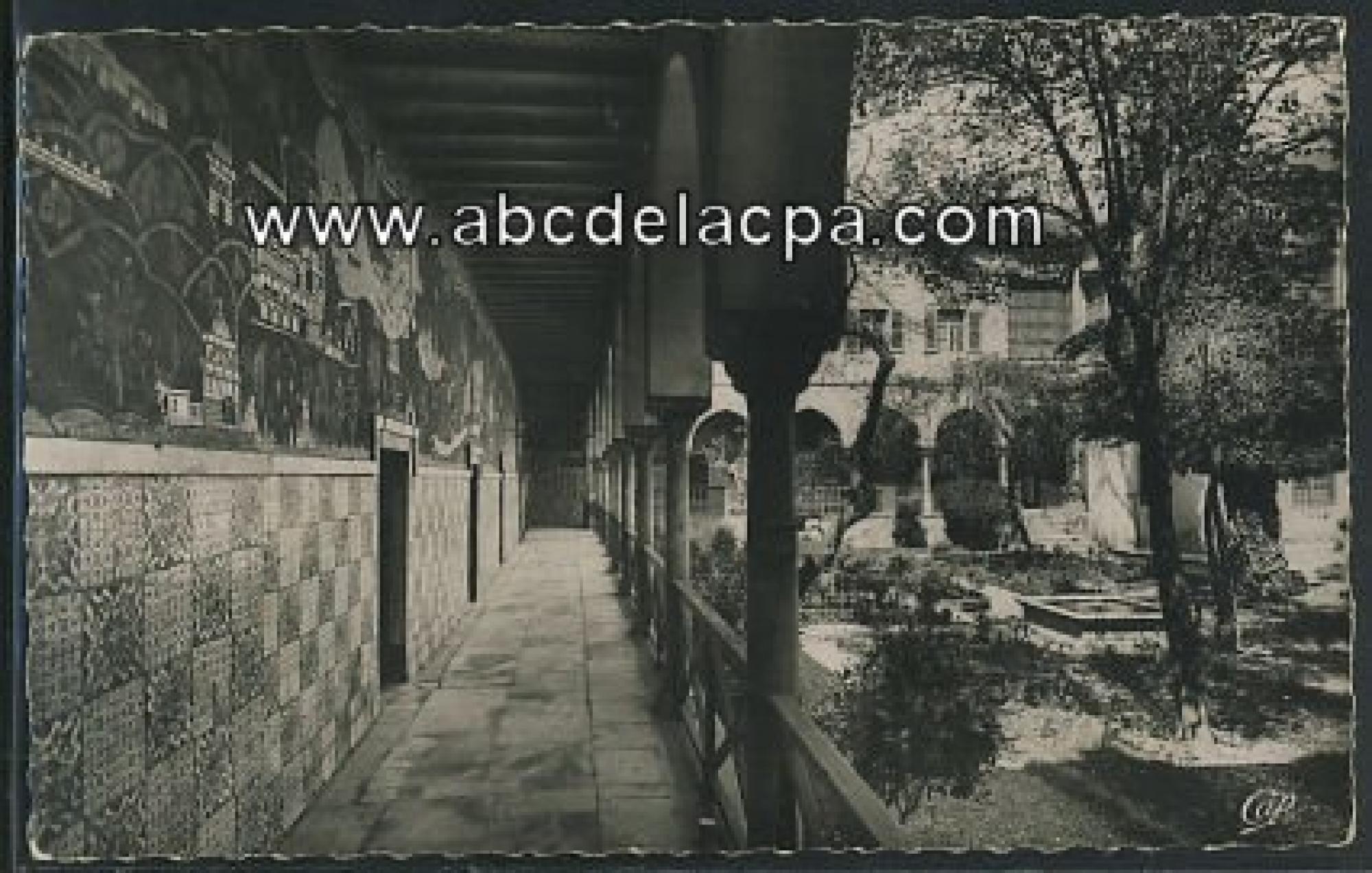 Constantine -      Bâtiments  - intérieur du palais du dar el bey