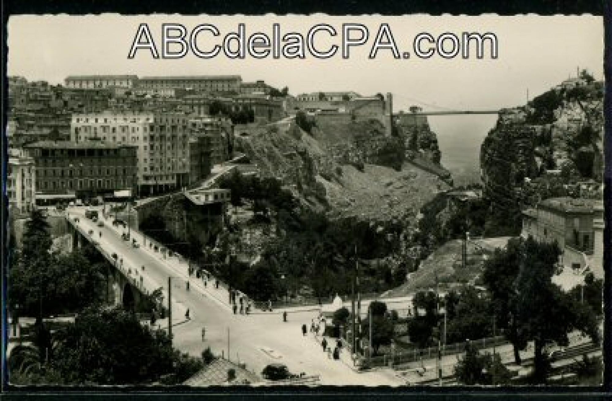 Constantine      - Vues générales  - vue générale sur le pont d'el kantara