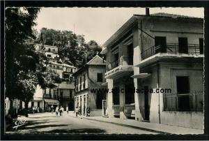 Fort National   (L'Arbaa Nait Irathen)  - la poste et grande rue