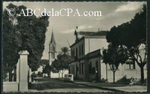 Hadjout (Marengo)  - la mairie et l'eglise