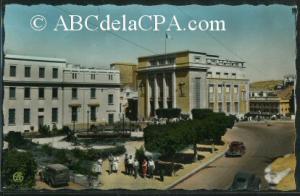 Mostaganem  - le nouveau square et le palais consulaire
