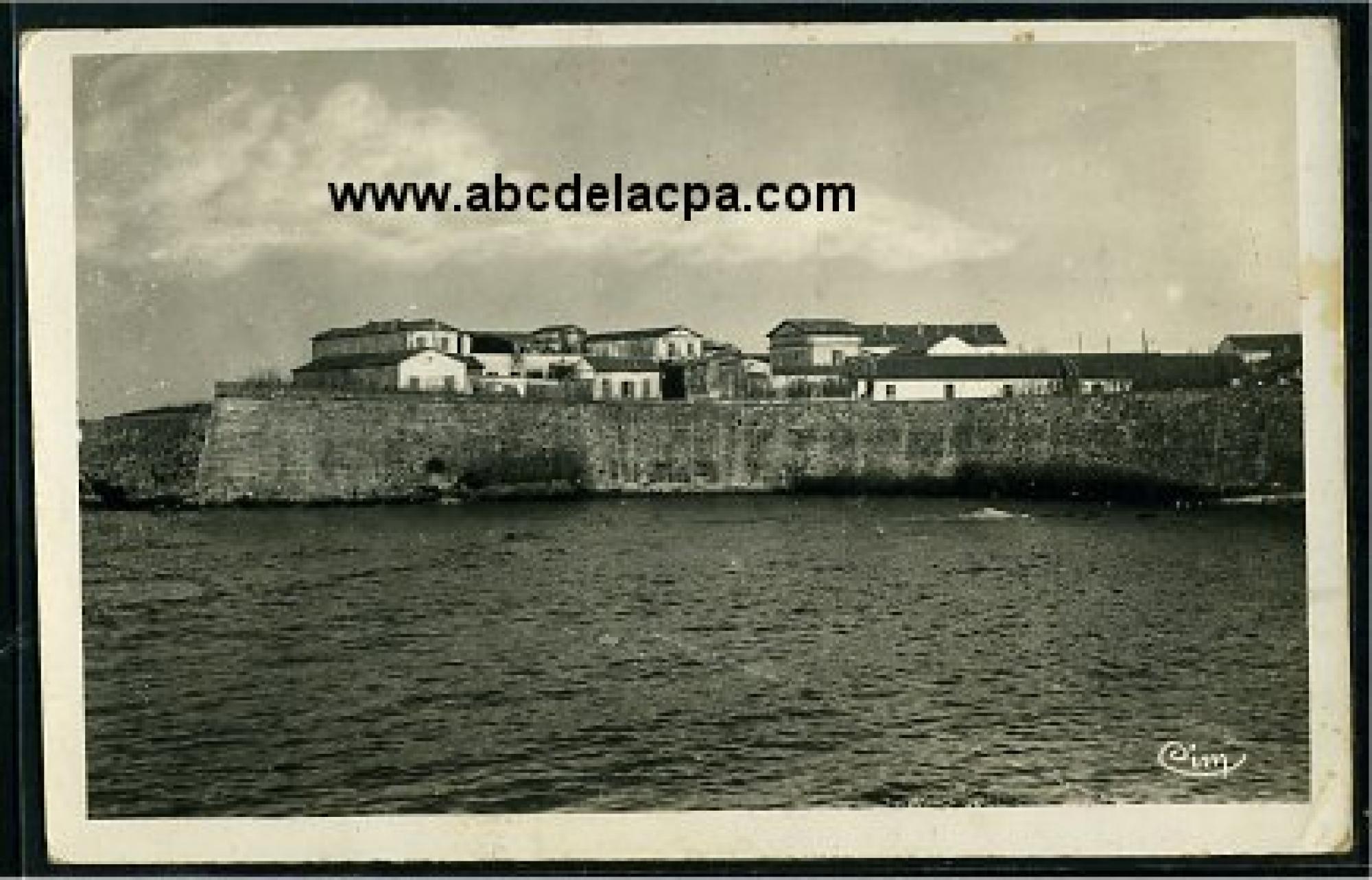 Djidjelli  - les casernes