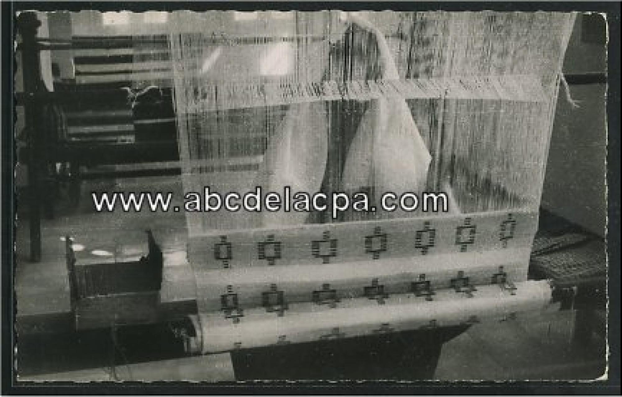 El Goléa  - ecole artisanale - tissage