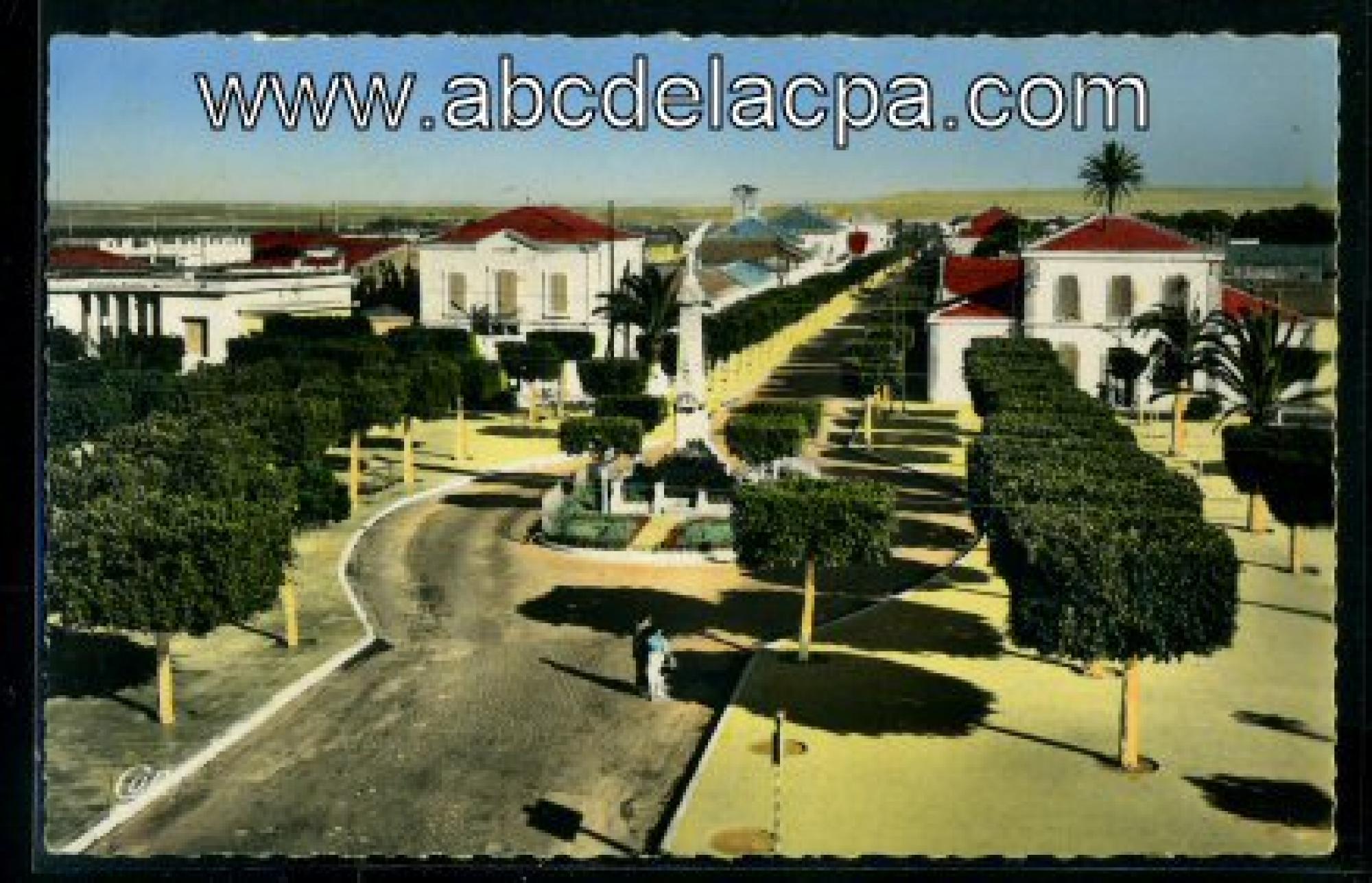 Gdyel (Saint   Cloud)  - la place