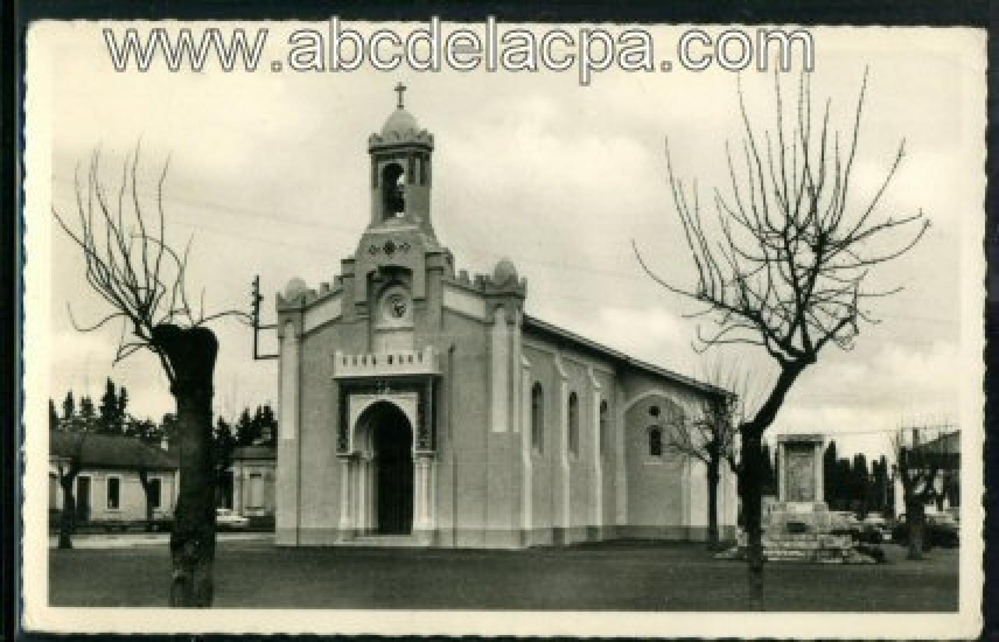 La Reghaïa  - l'eglise et monument aux morts