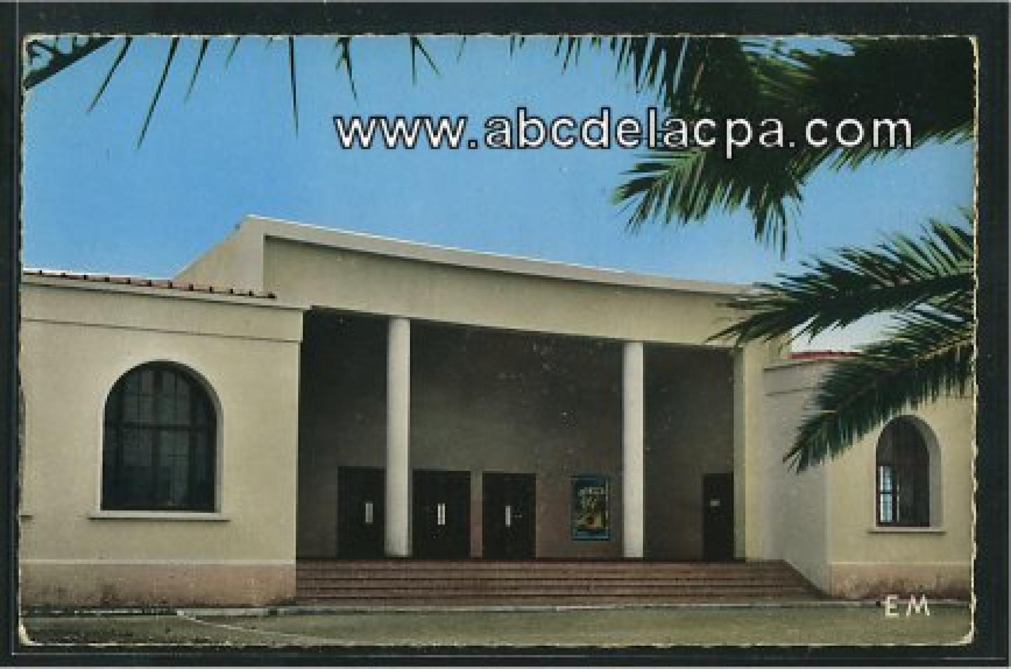 La Sénia  - base aérienne, la sénia - façade du foyer, de face