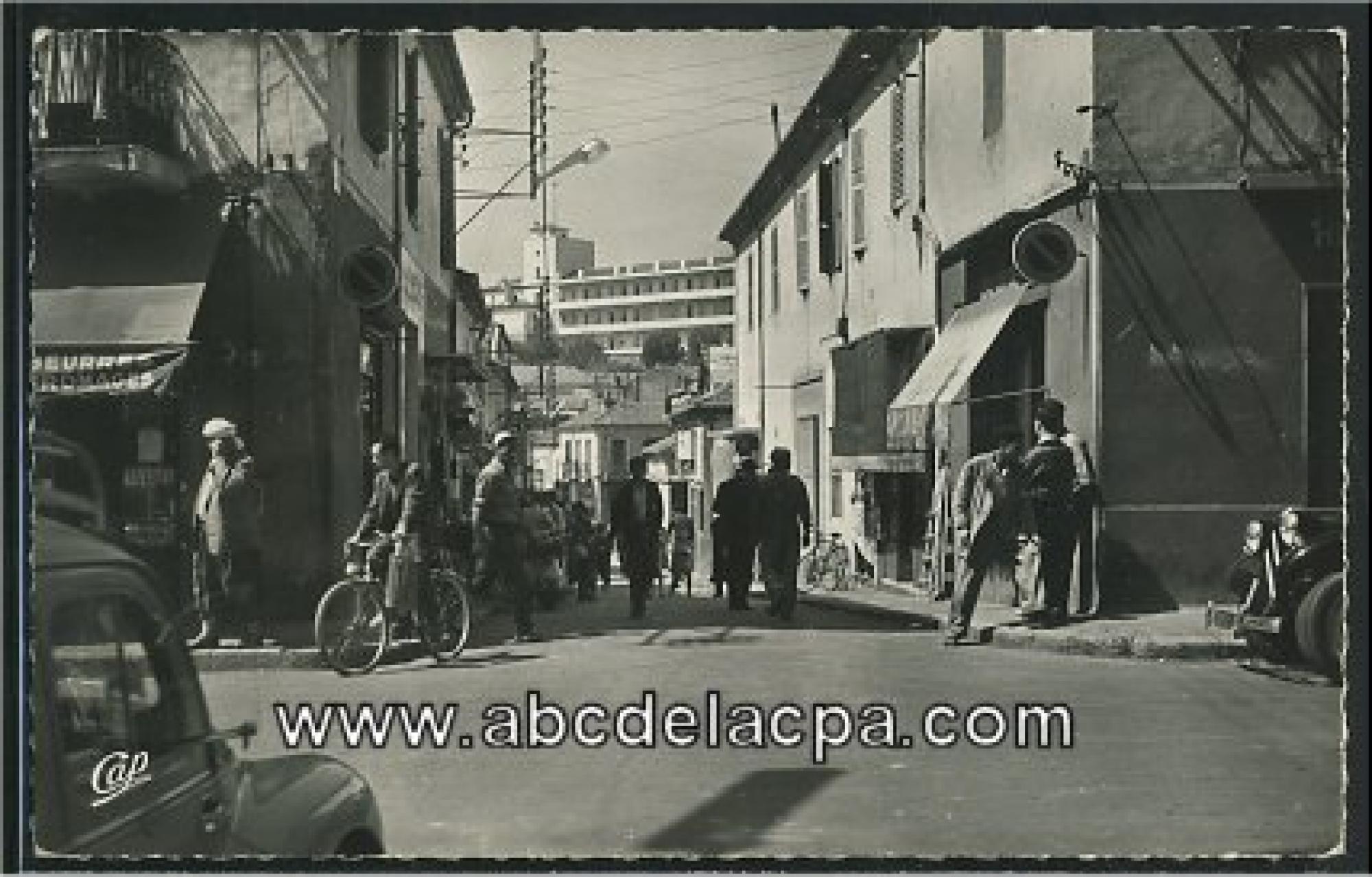 Médéa  - rue urbain grandier