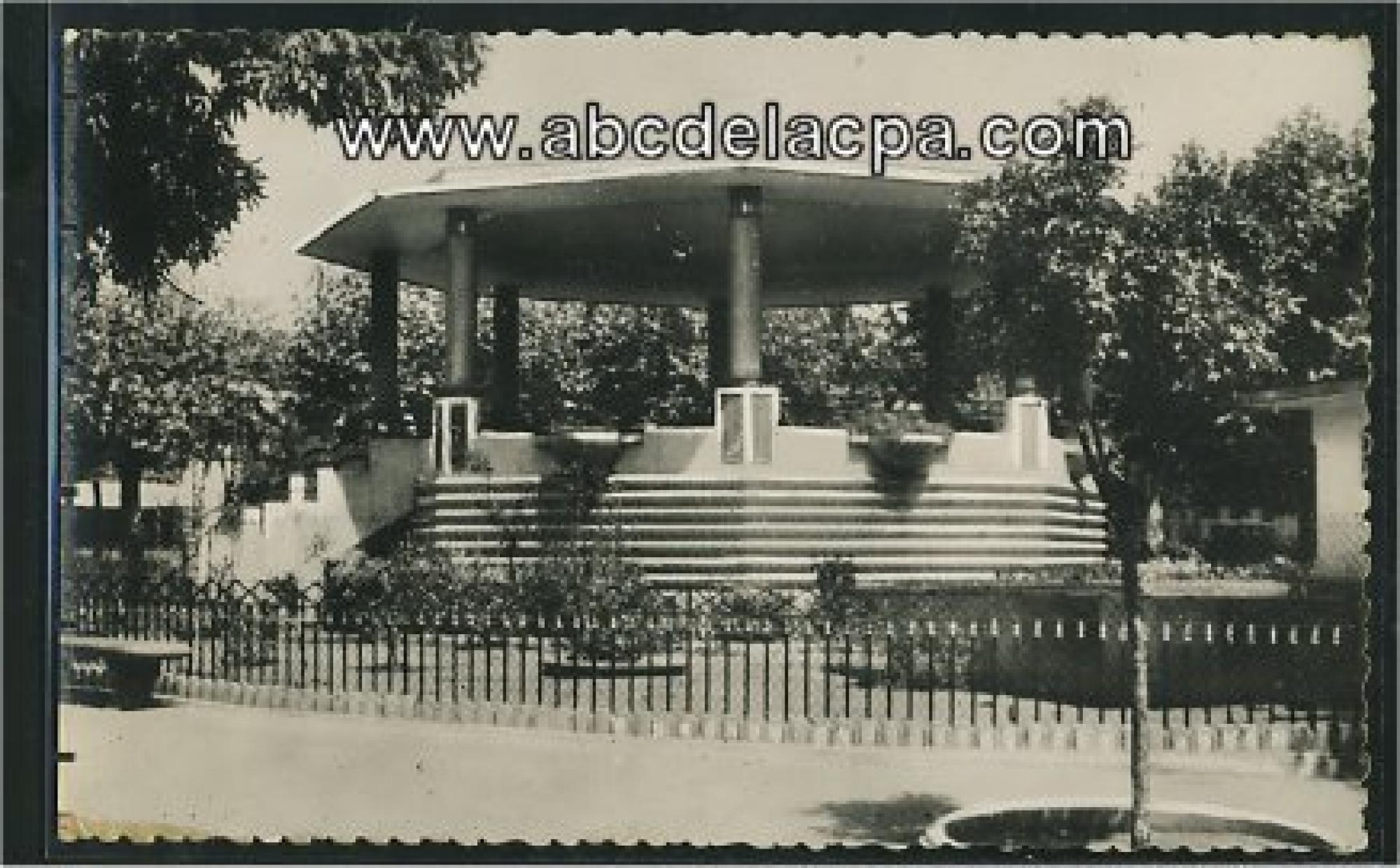 Médéa  - le kiosque