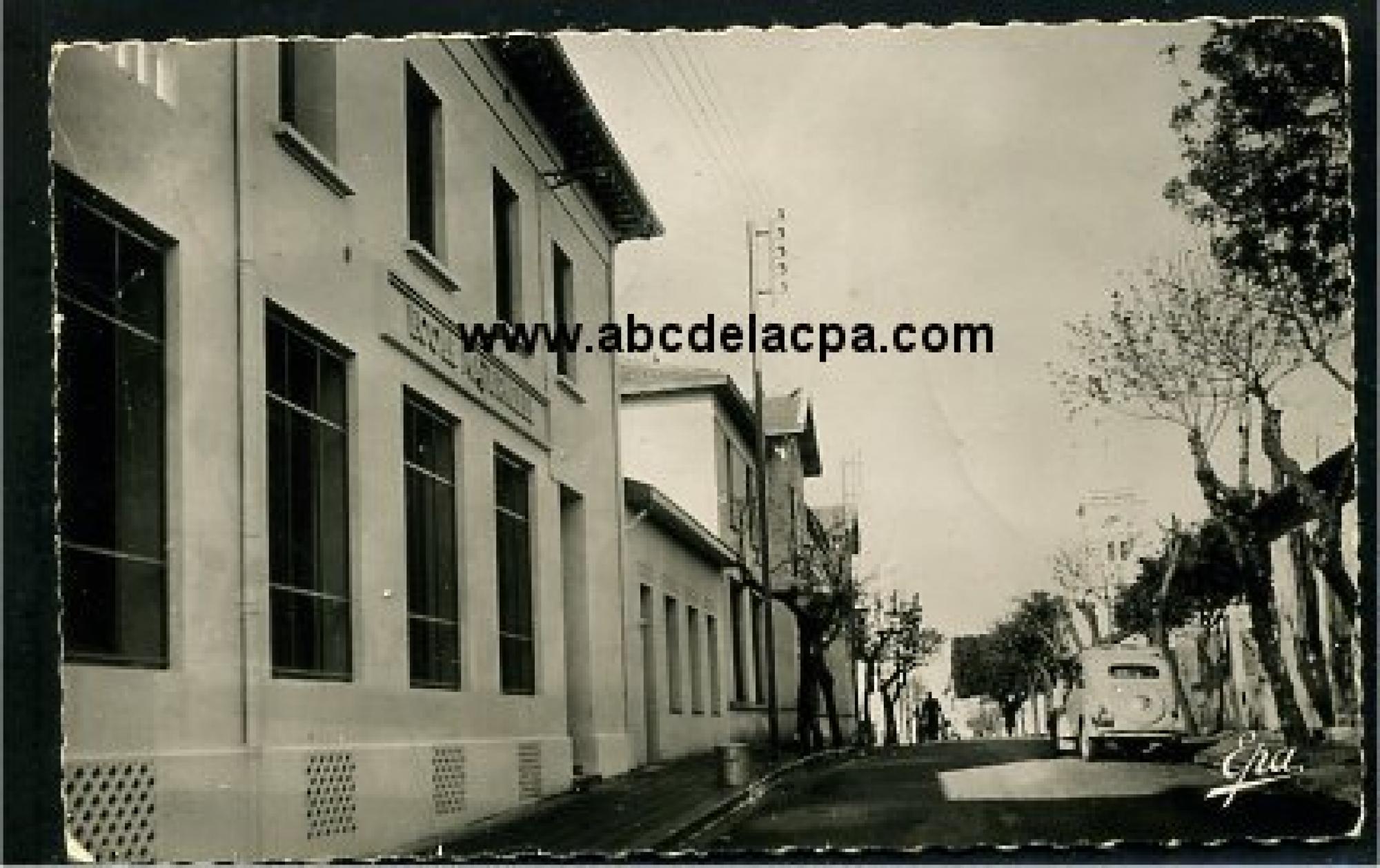 Ménerville   (Thenia)  - l'école maternelle