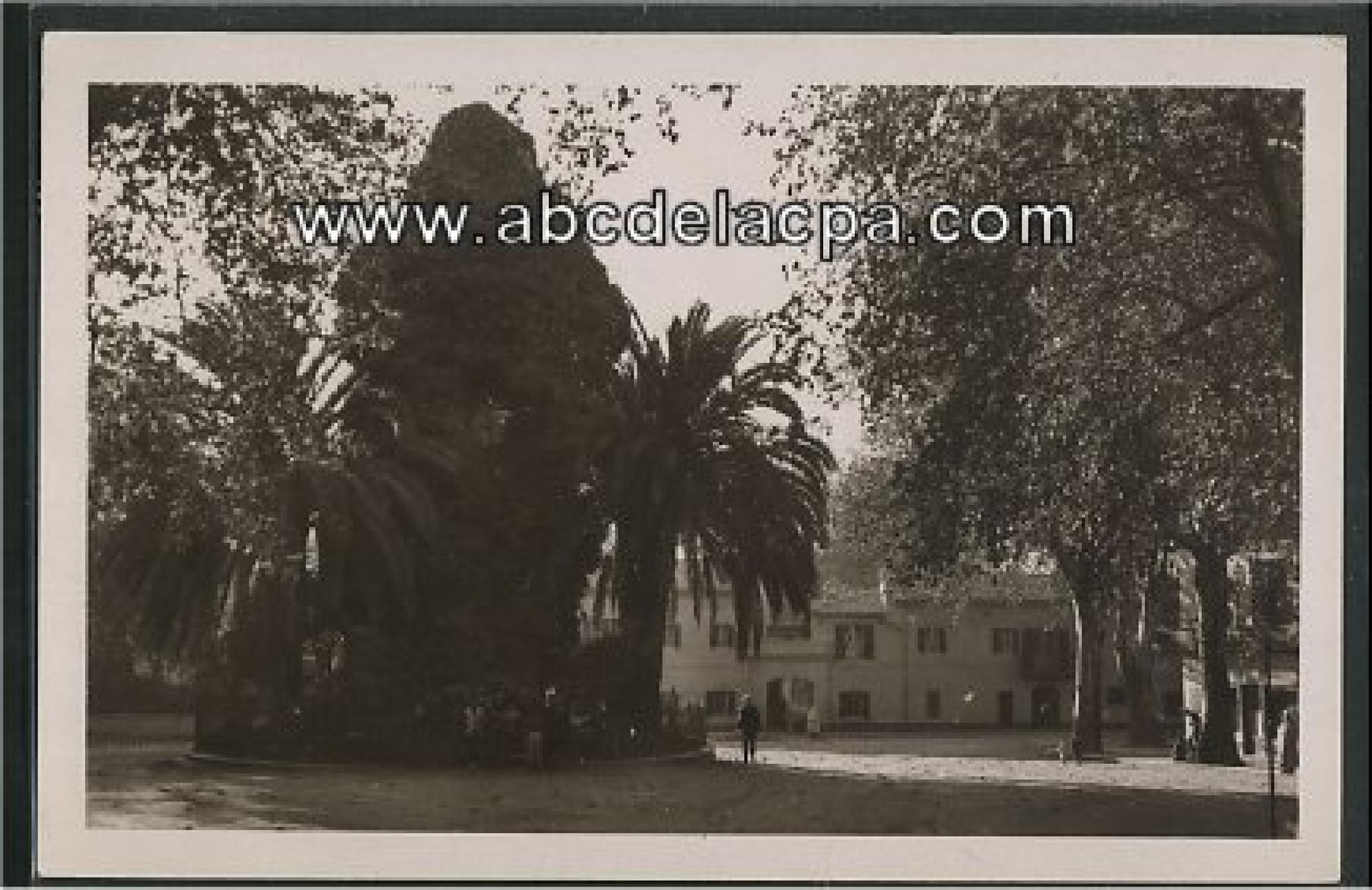 Miliana  - place carnot et la subdivision