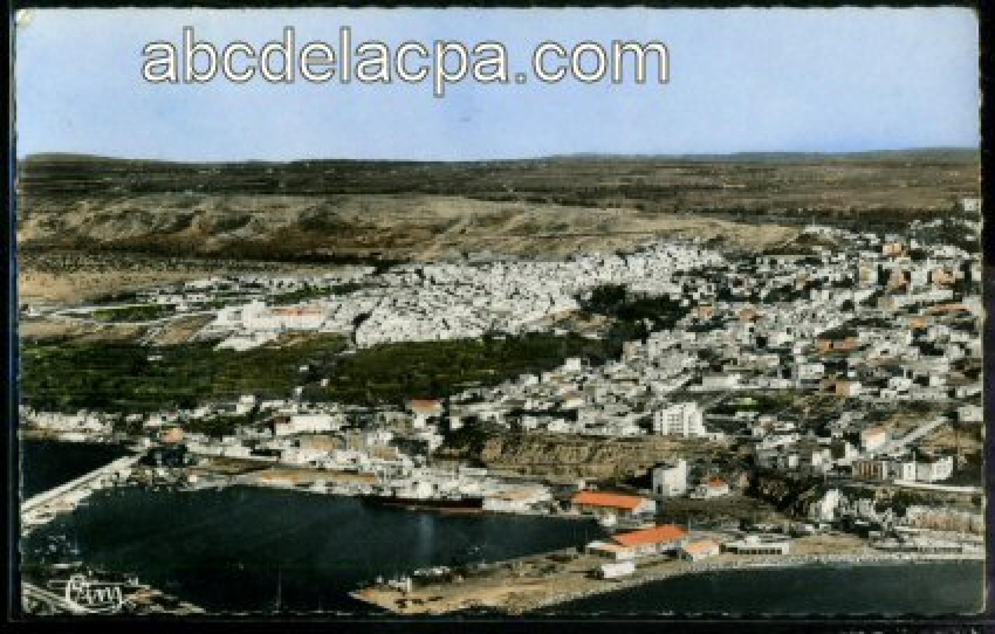Mostaganem  - vue panoramique de la ville et le port