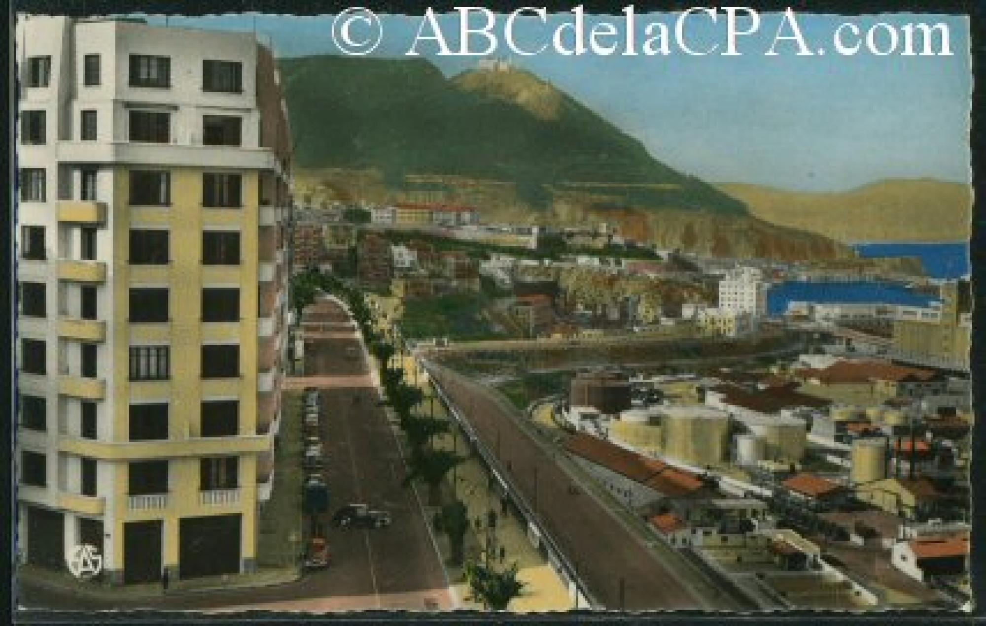 Oran - Rues  - le boulevard front de mer et l'arrière port