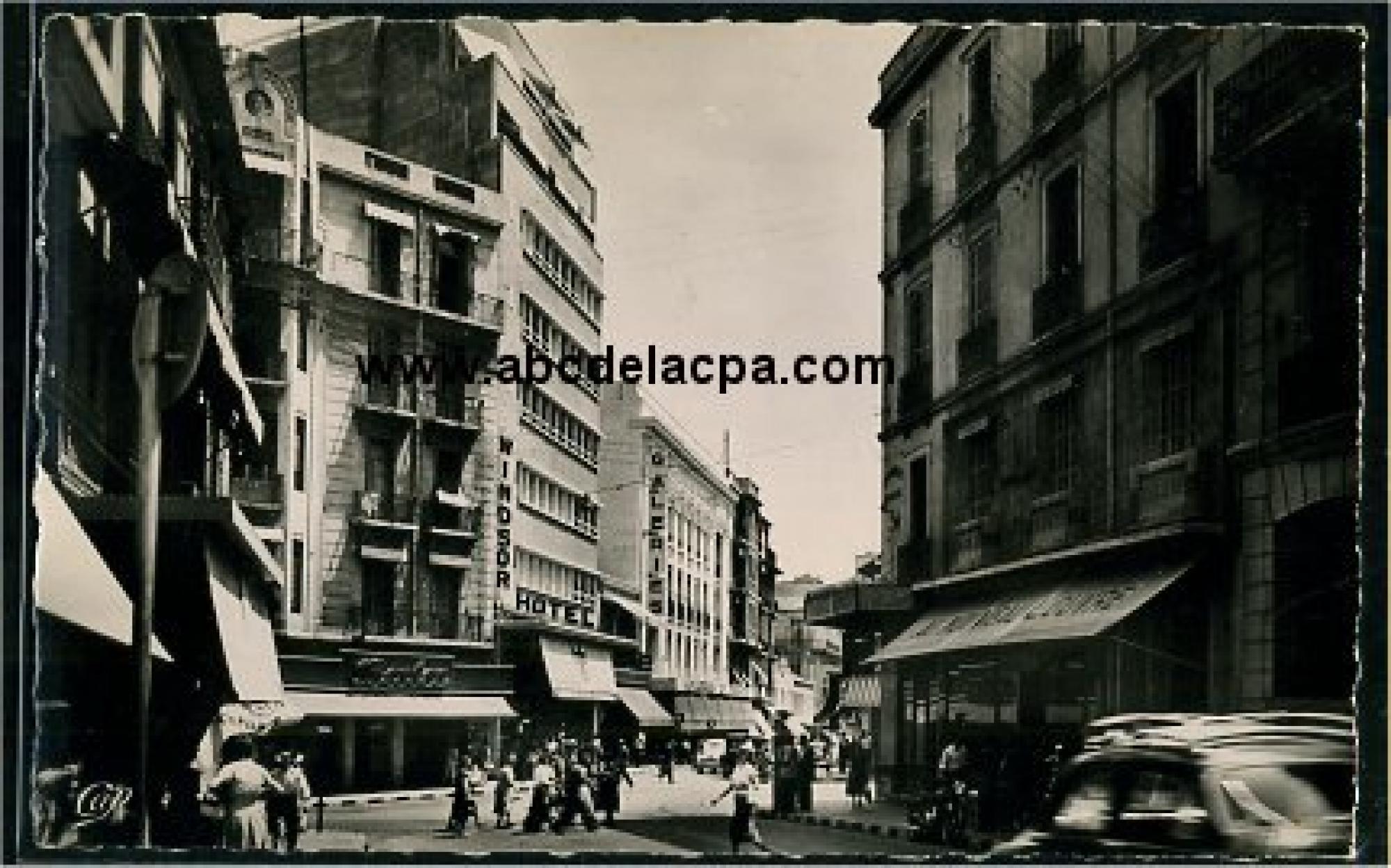 Oran -      Bâtiments  - la rue général leclerc et l'hôtel windsor